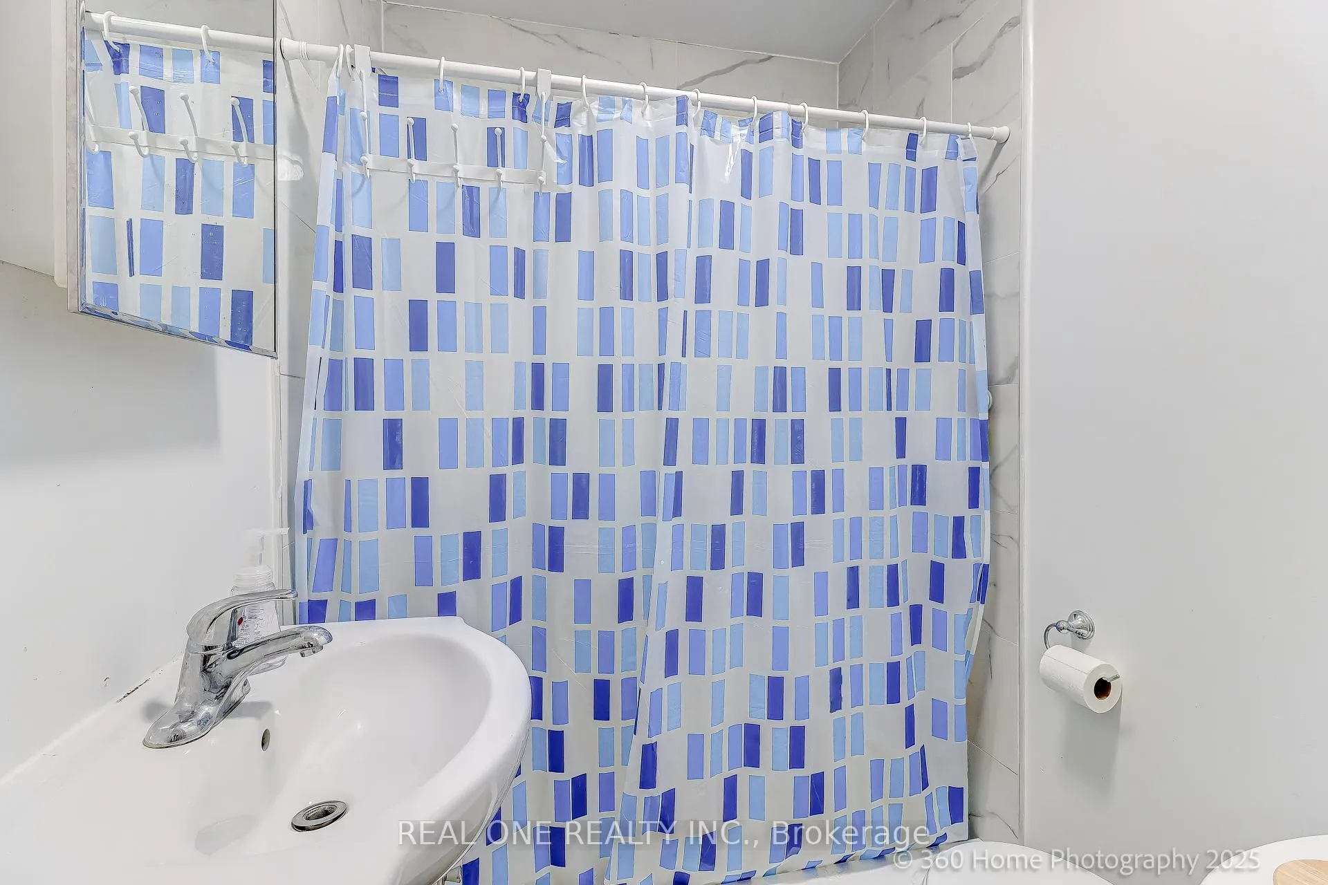 Photo 14 of 212 Cummer Avenue, North York, Newtonbrook East — HOMEH