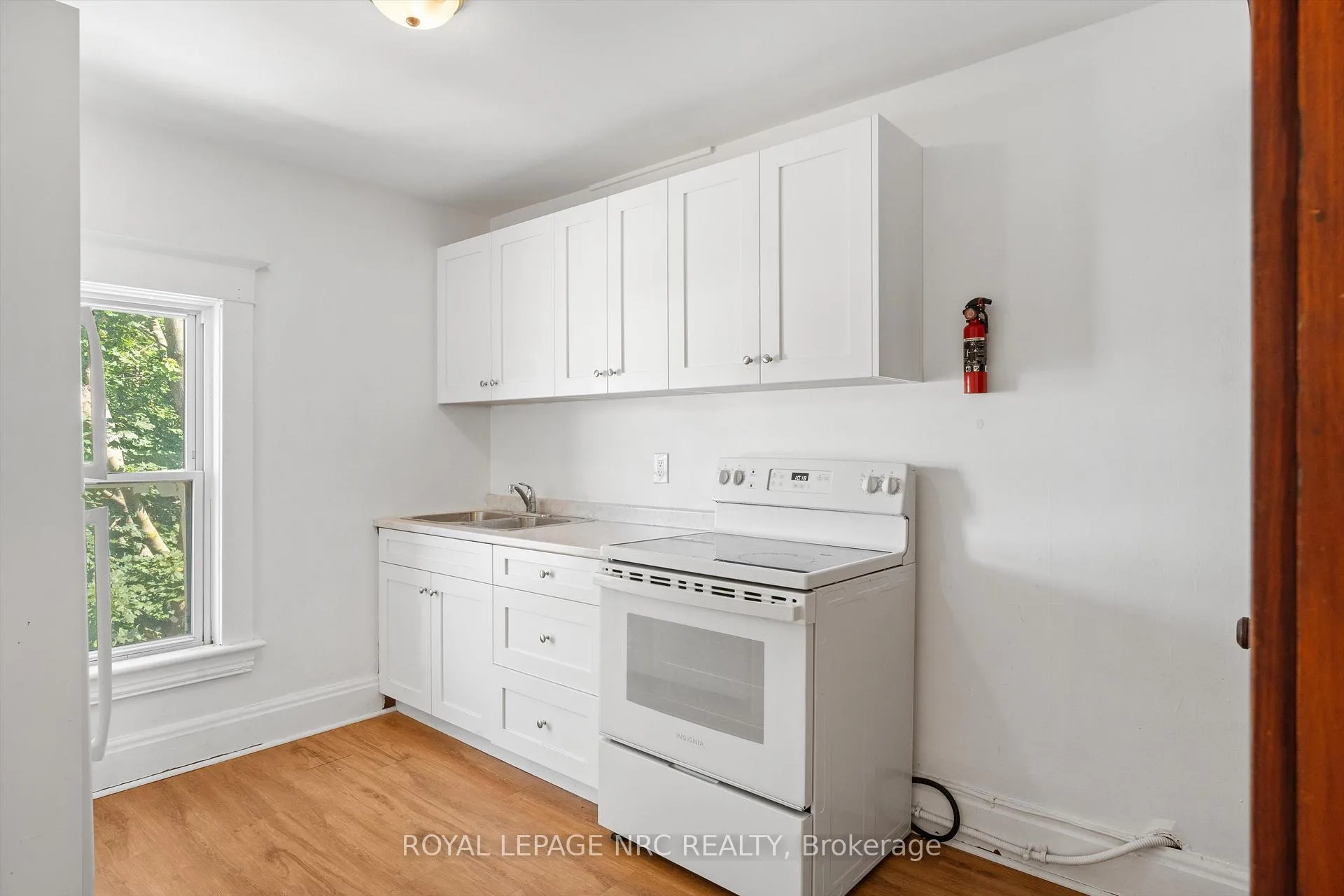 Photo 21 of 41 Louisa Street, St. Catharines, Downtown — HOMEH