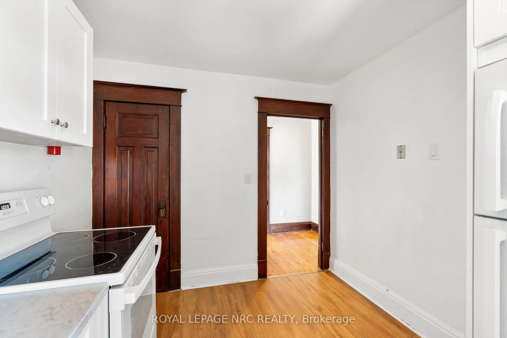 Photo 23 of 41 Louisa Street, St. Catharines, Downtown — HOMEH