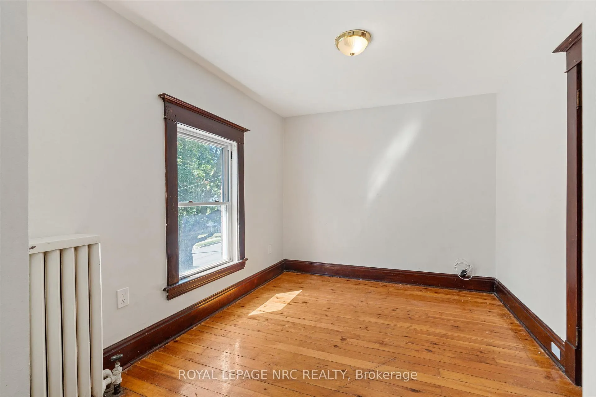 Photo 30 of 41 Louisa Street, St. Catharines, Downtown — HOMEH