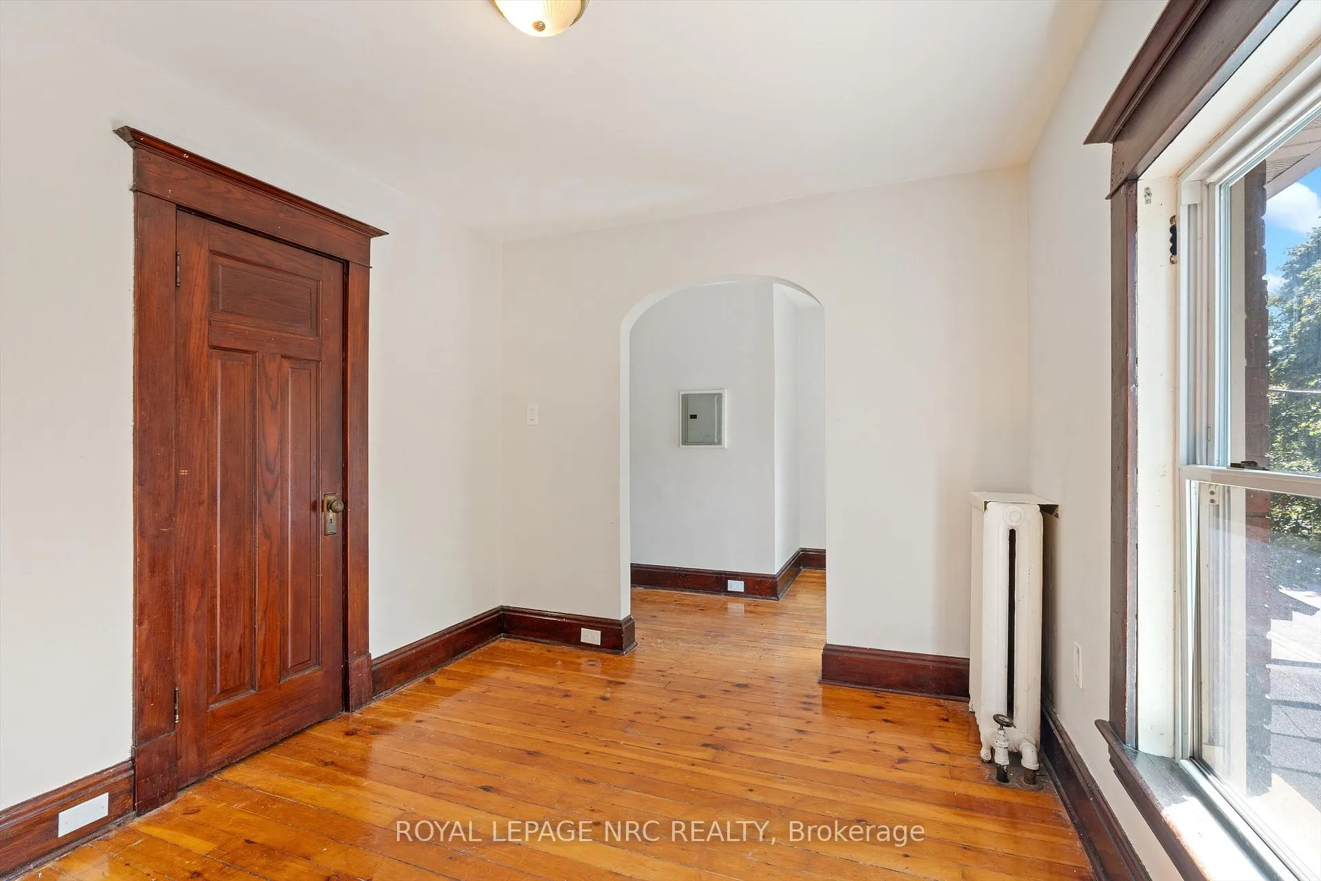 Photo 31 of 41 Louisa Street, St. Catharines, Downtown — HOMEH