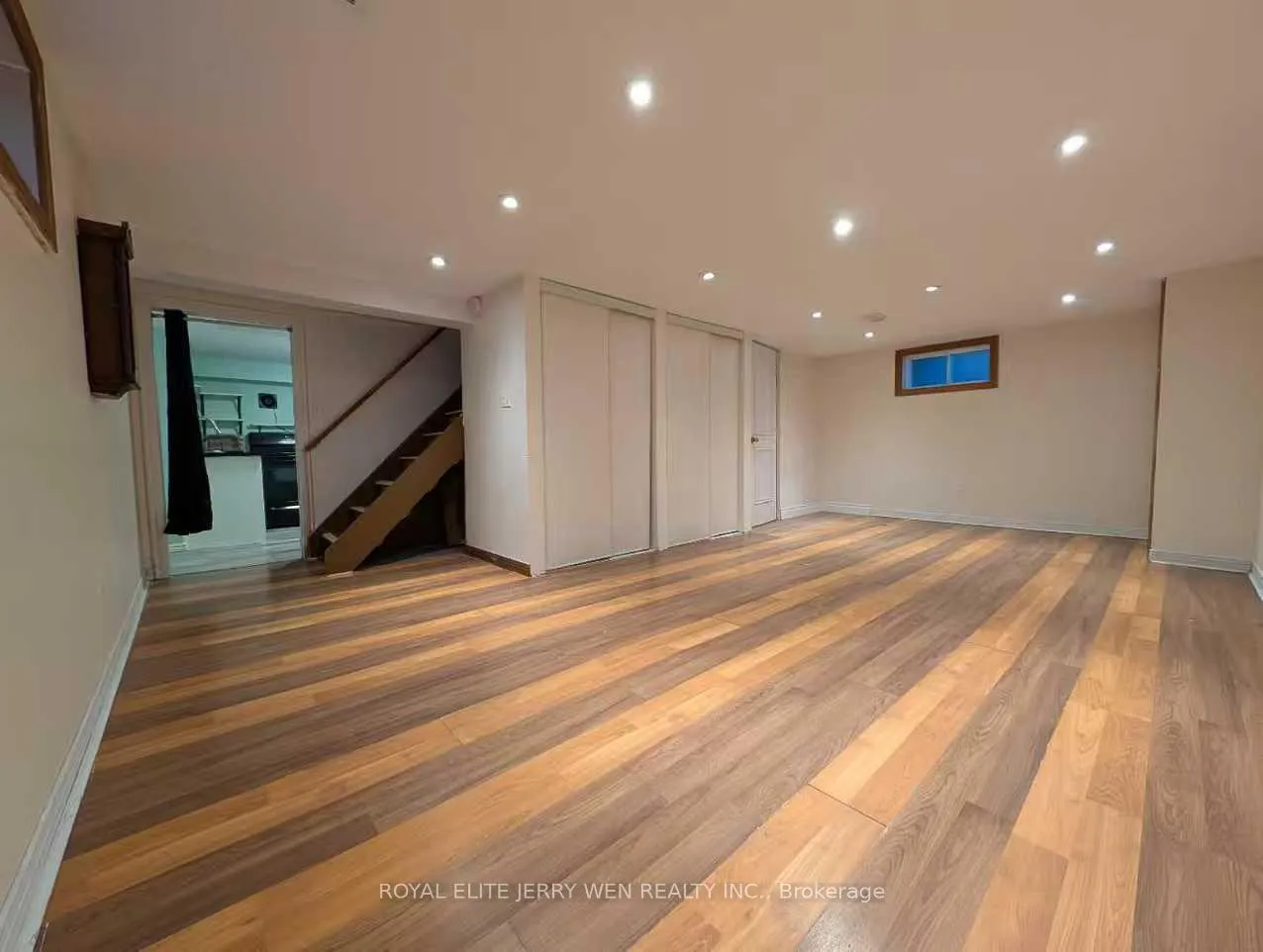 Photo 4 of Unit Unit 2, 459 Wilson Road N, Oshawa, Eastdale — HOMEH