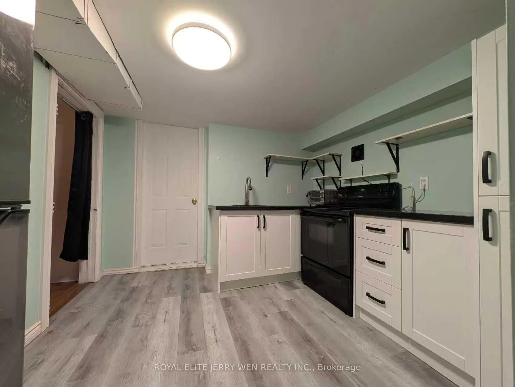 Photo 5 of Unit Unit 2, 459 Wilson Road N, Oshawa, Eastdale — HOMEH
