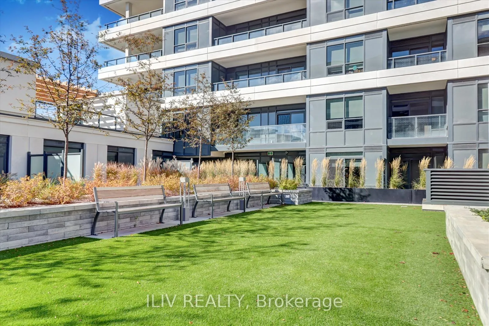 Photo 13 of Unit 1125, 8 Cedarland Drive, Markham, Unionville — HOMEH