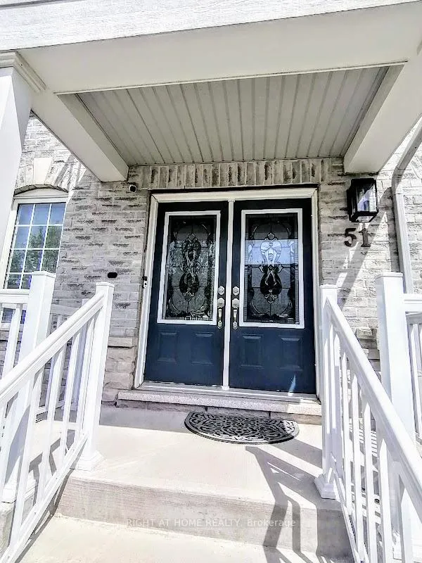 Photo 38 of 51 Devineridge Avenue, Ajax, Central East — HOMEH