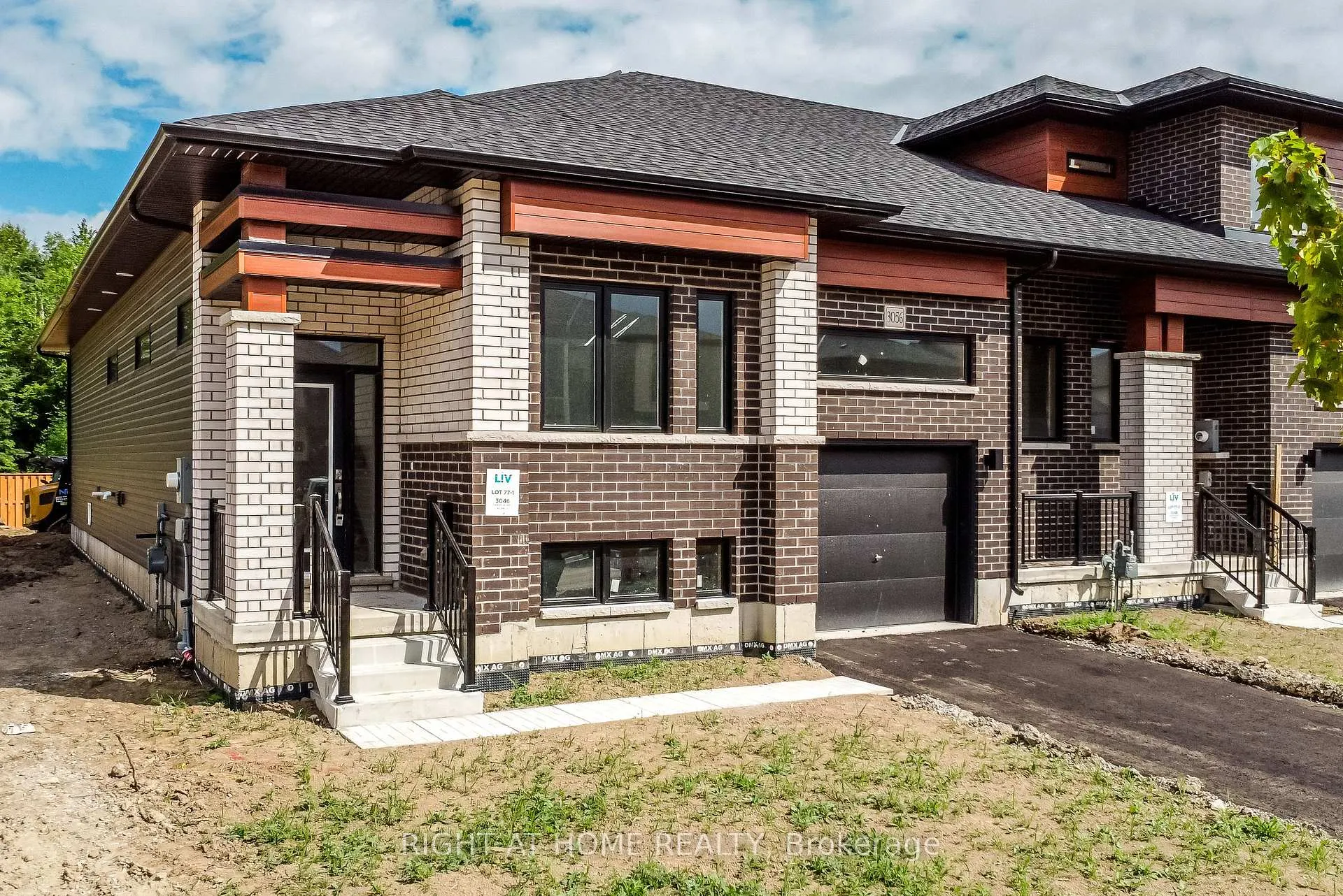 Front of 3056 Sandy Acrs Avenue