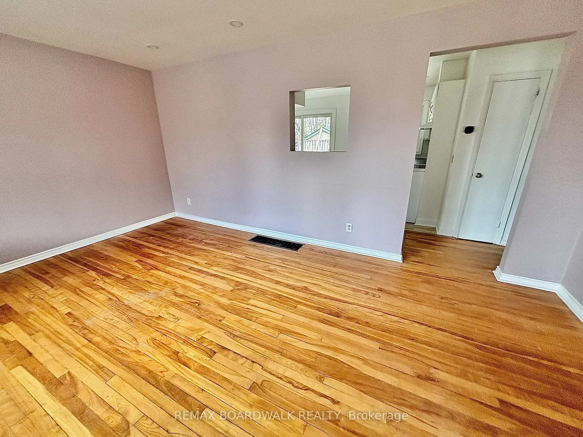Photo 2 of 379 St Denis Street, Ottawa, Vanier — HOMEH
