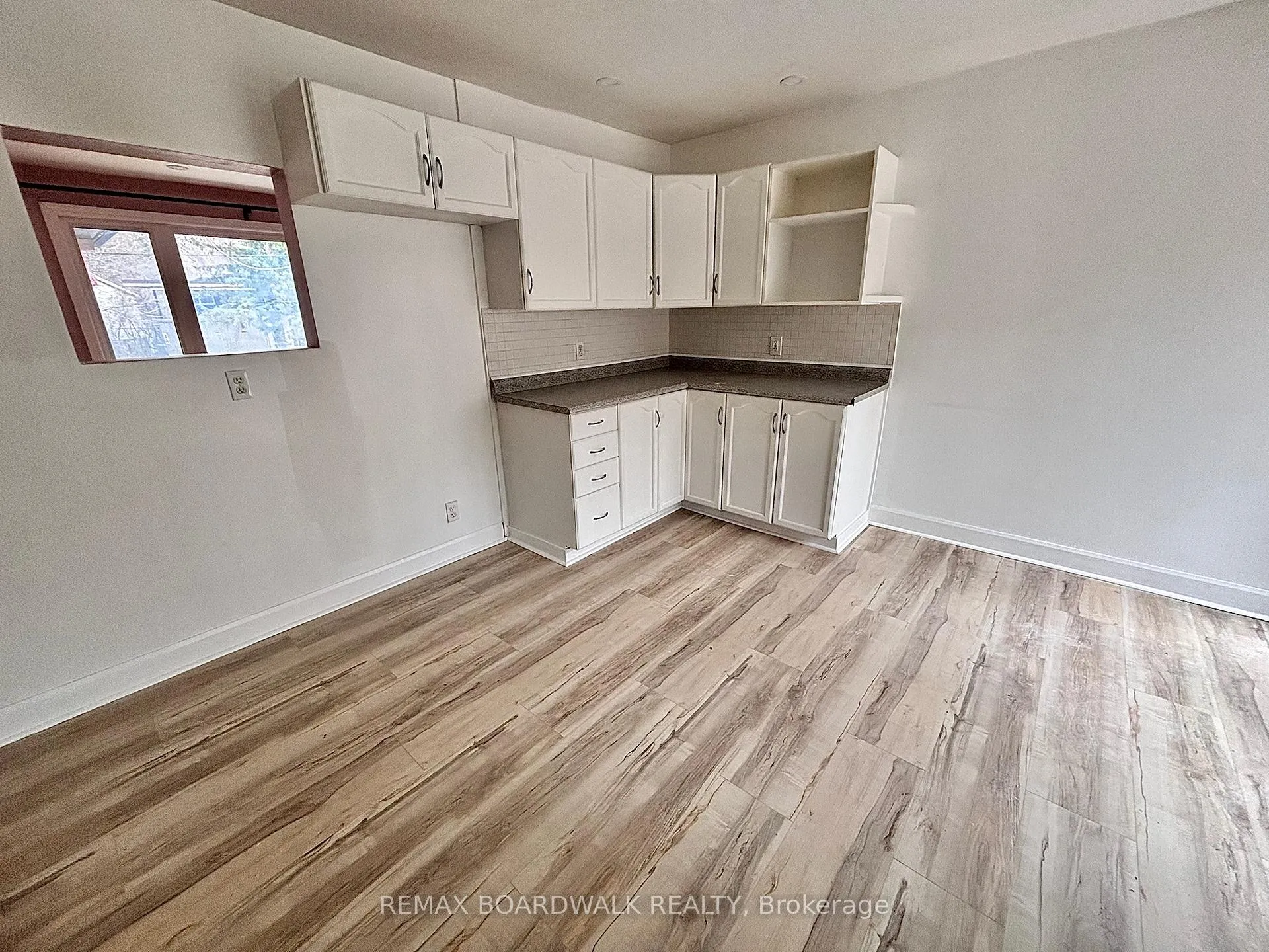 Photo 5 of 379 St Denis Street, Ottawa, Vanier — HOMEH