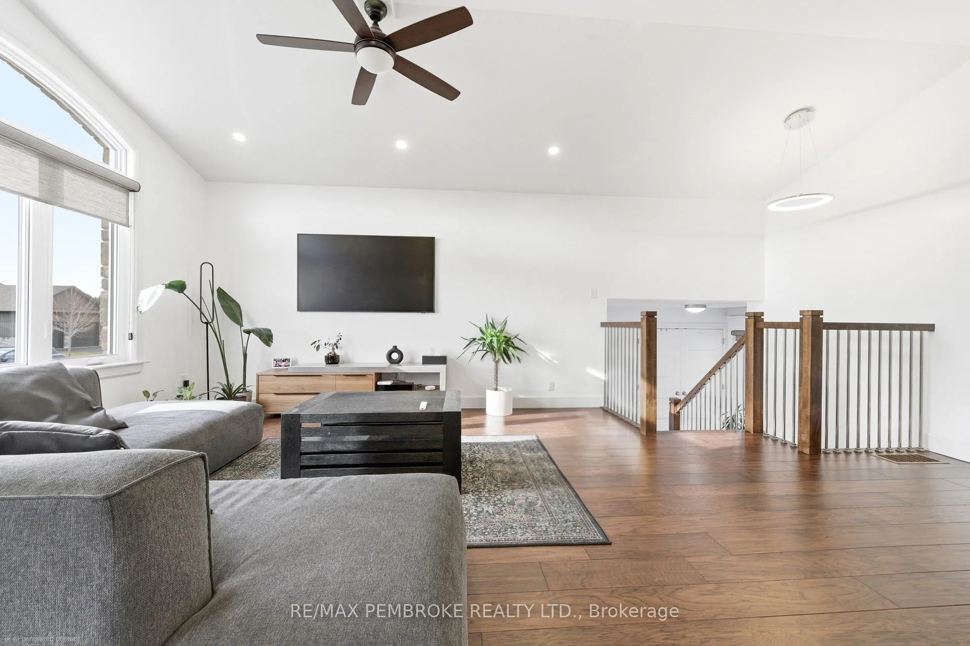 Photo 7 of 20 Liam Street, Petawawa — HOMEH