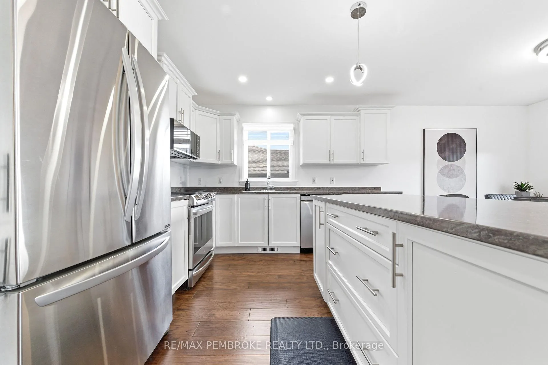 Photo 11 of 20 Liam Street, Petawawa — HOMEH