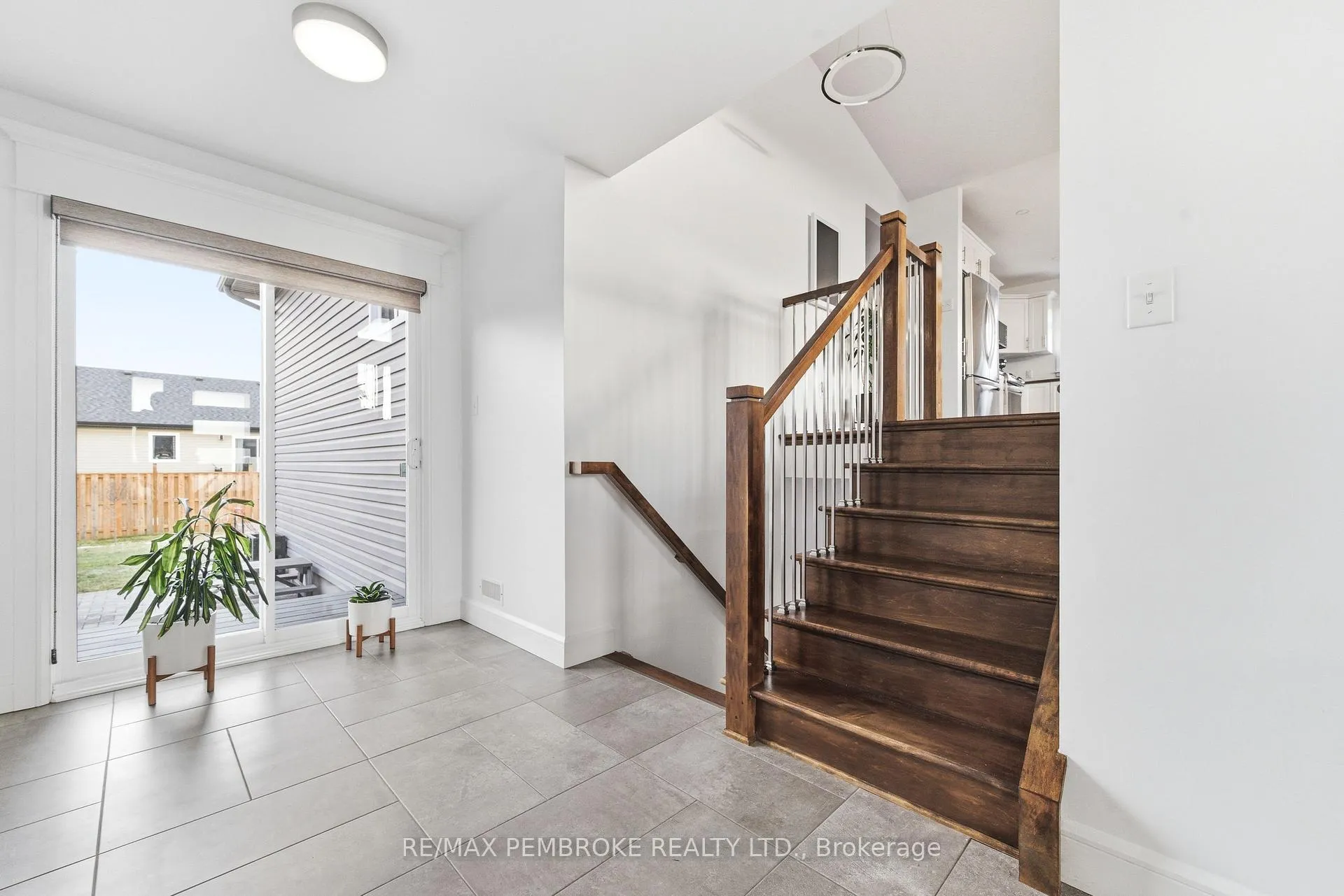 Photo 31 of 20 Liam Street, Petawawa — HOMEH