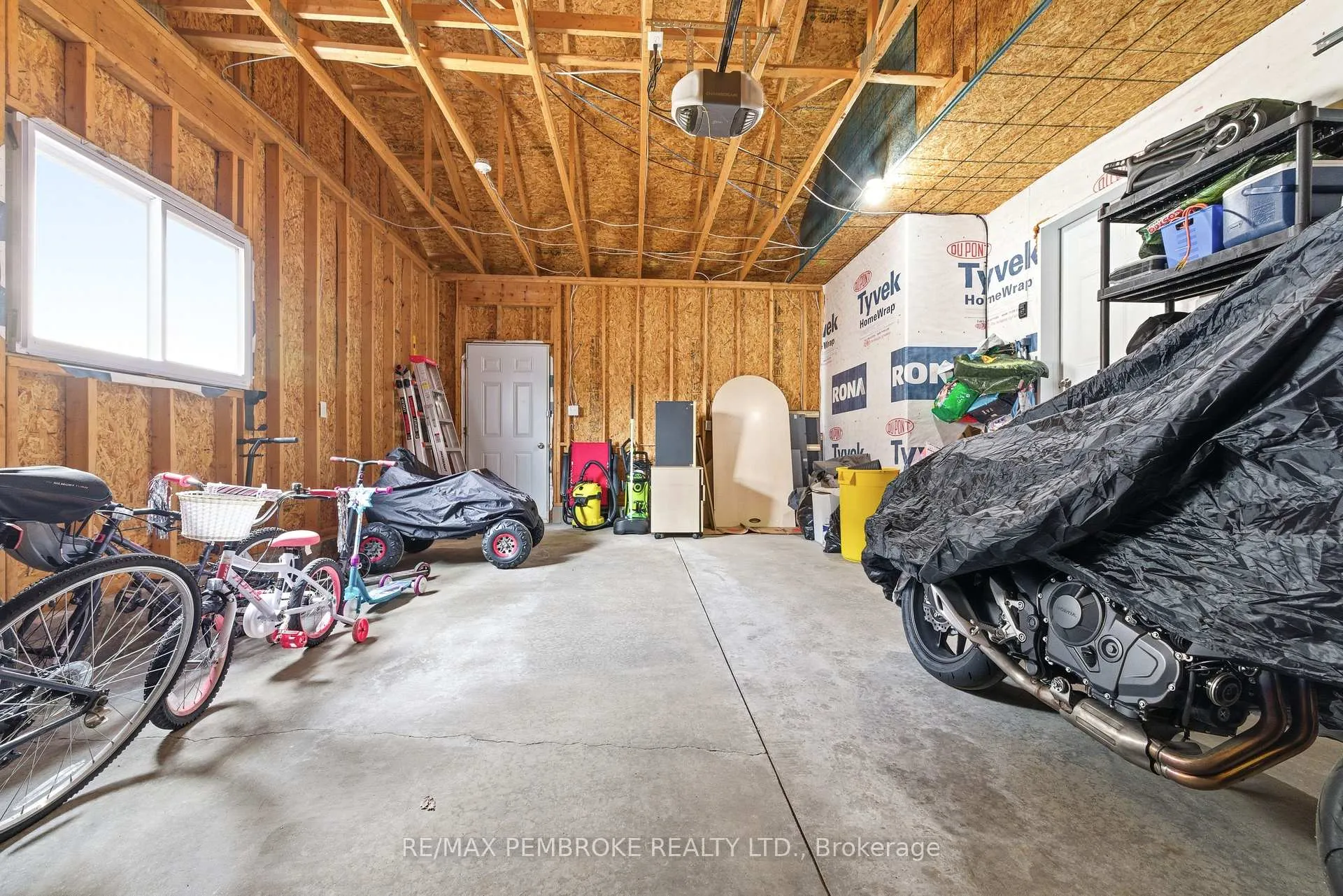 Photo 41 of 20 Liam Street, Petawawa — HOMEH
