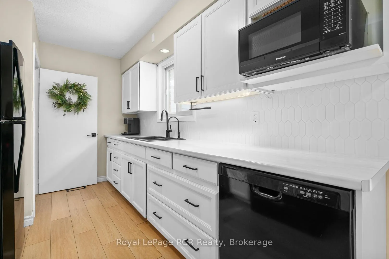Photo 15 of 121 Helena Street, West Grey — HOMEH