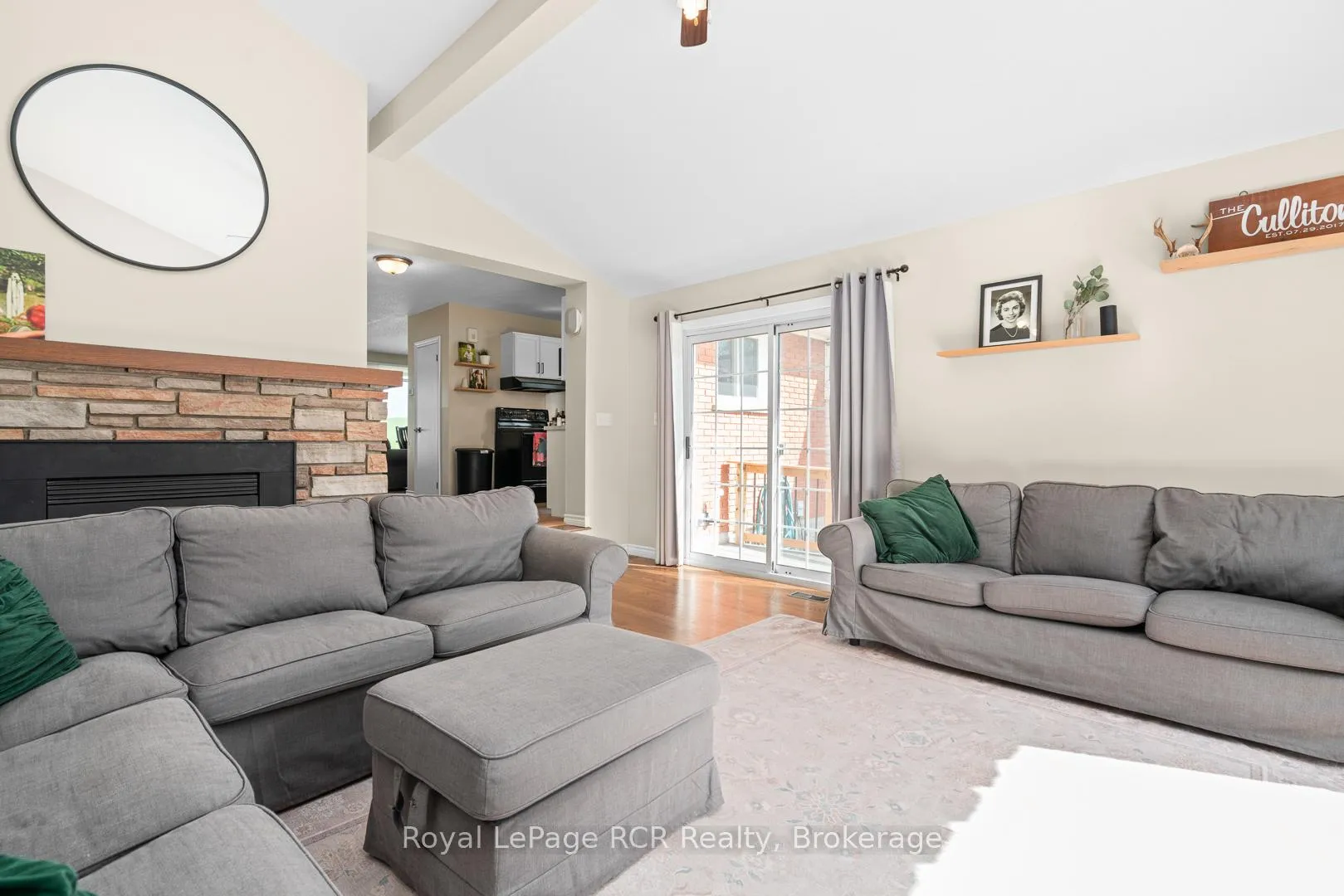 Photo 20 of 121 Helena Street, West Grey — HOMEH