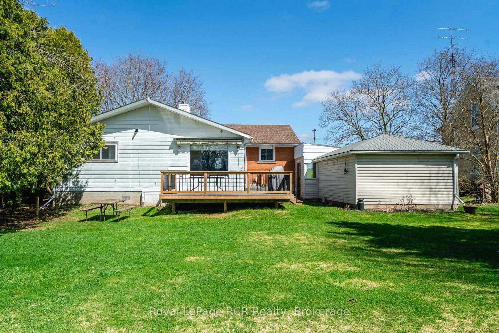 Photo 32 of 121 Helena Street, West Grey — HOMEH