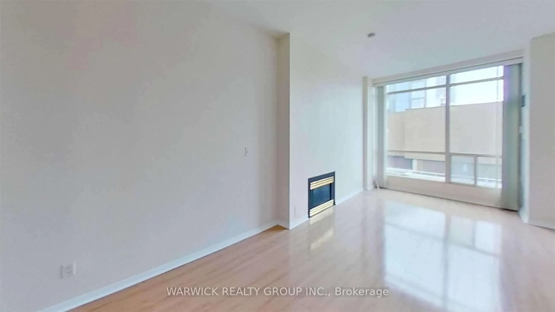 Photo 5 of Unit 2211, 7 King Street E, Toronto, Church-Yonge Corridor — HOMEH