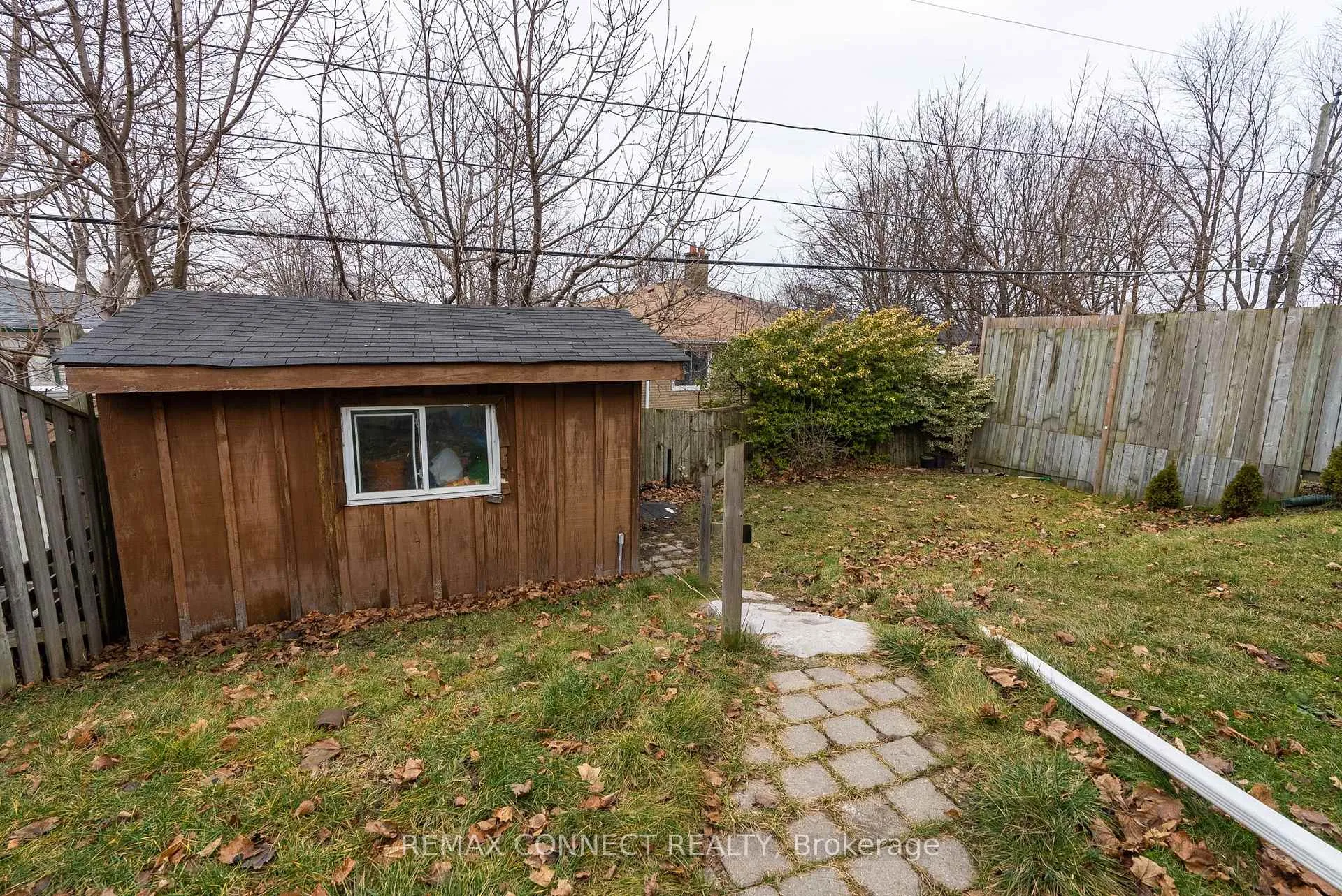 Photo 16 of 124 Burcher Road, Ajax, South East — HOMEH