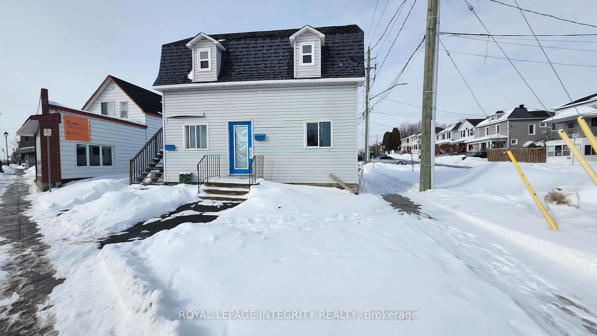 Photo 1 of 616 Montreal Road, Cornwall — HOMEH