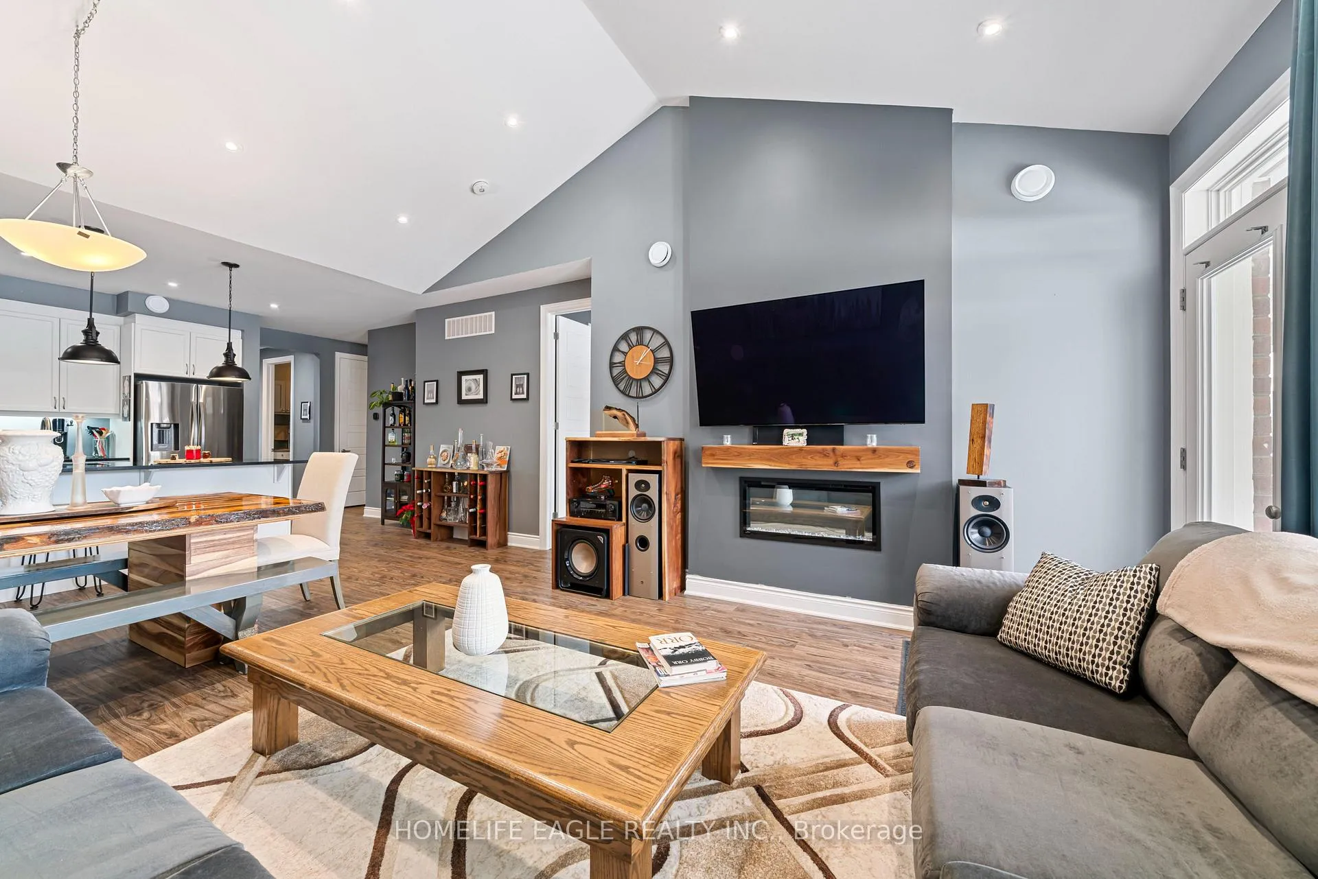 Photo 4 of 2962 Murphy Place, Innisfil, Rural Innisfil — HOMEH