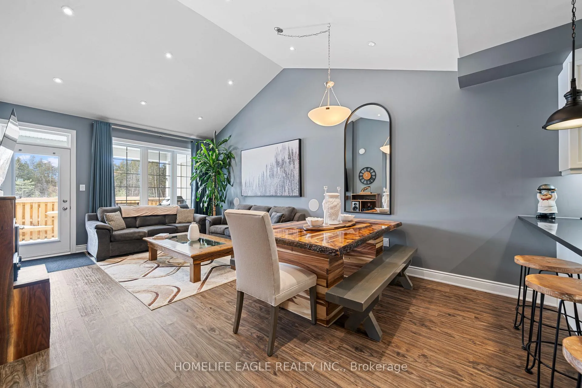 Photo 6 of 2962 Murphy Place, Innisfil, Rural Innisfil — HOMEH