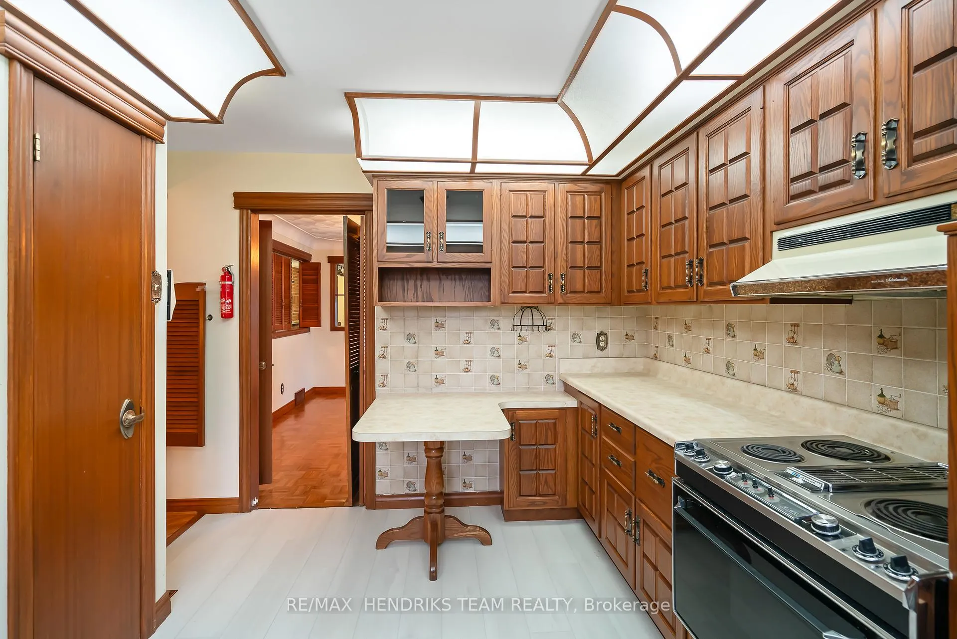 Photo 10 of 85 Westgate Park Drive, St. Catharines, Lakeshore — HOMEH