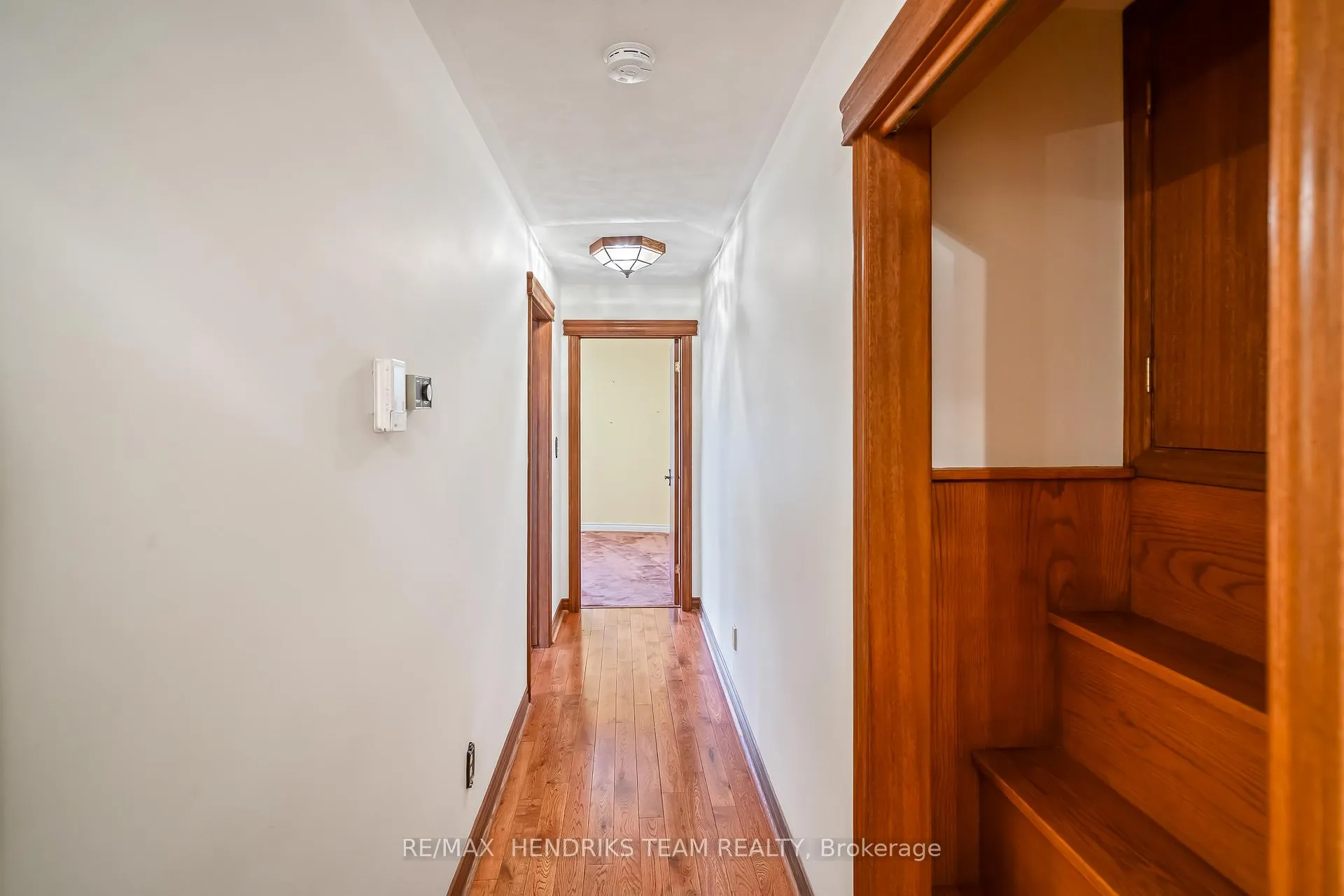 Photo 15 of 85 Westgate Park Drive, St. Catharines, Lakeshore — HOMEH
