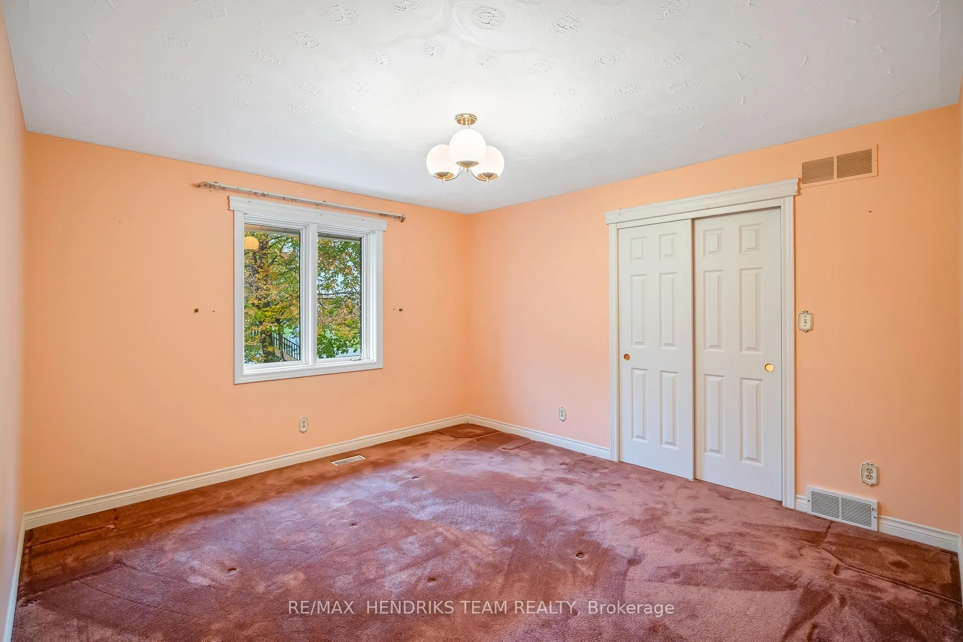 Photo 19 of 85 Westgate Park Drive, St. Catharines, Lakeshore — HOMEH