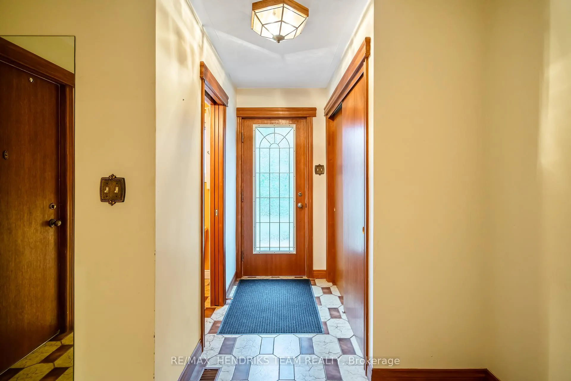 Photo 23 of 85 Westgate Park Drive, St. Catharines, Lakeshore — HOMEH