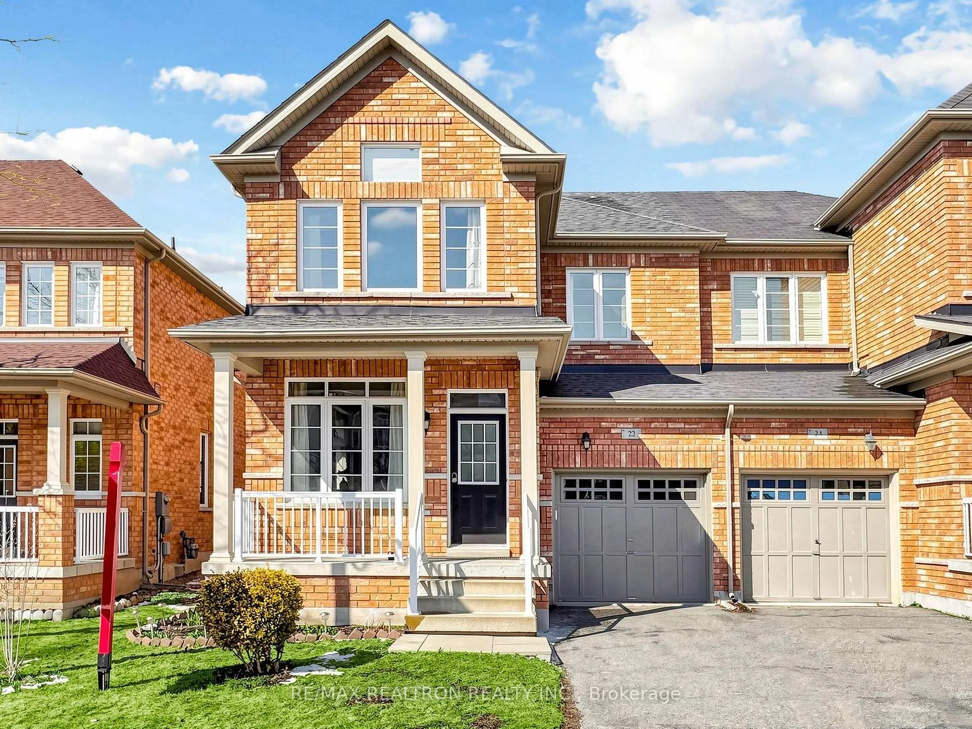 Photo 4 of 22 Prebble Drive, Markham, Wismer — HOMEH