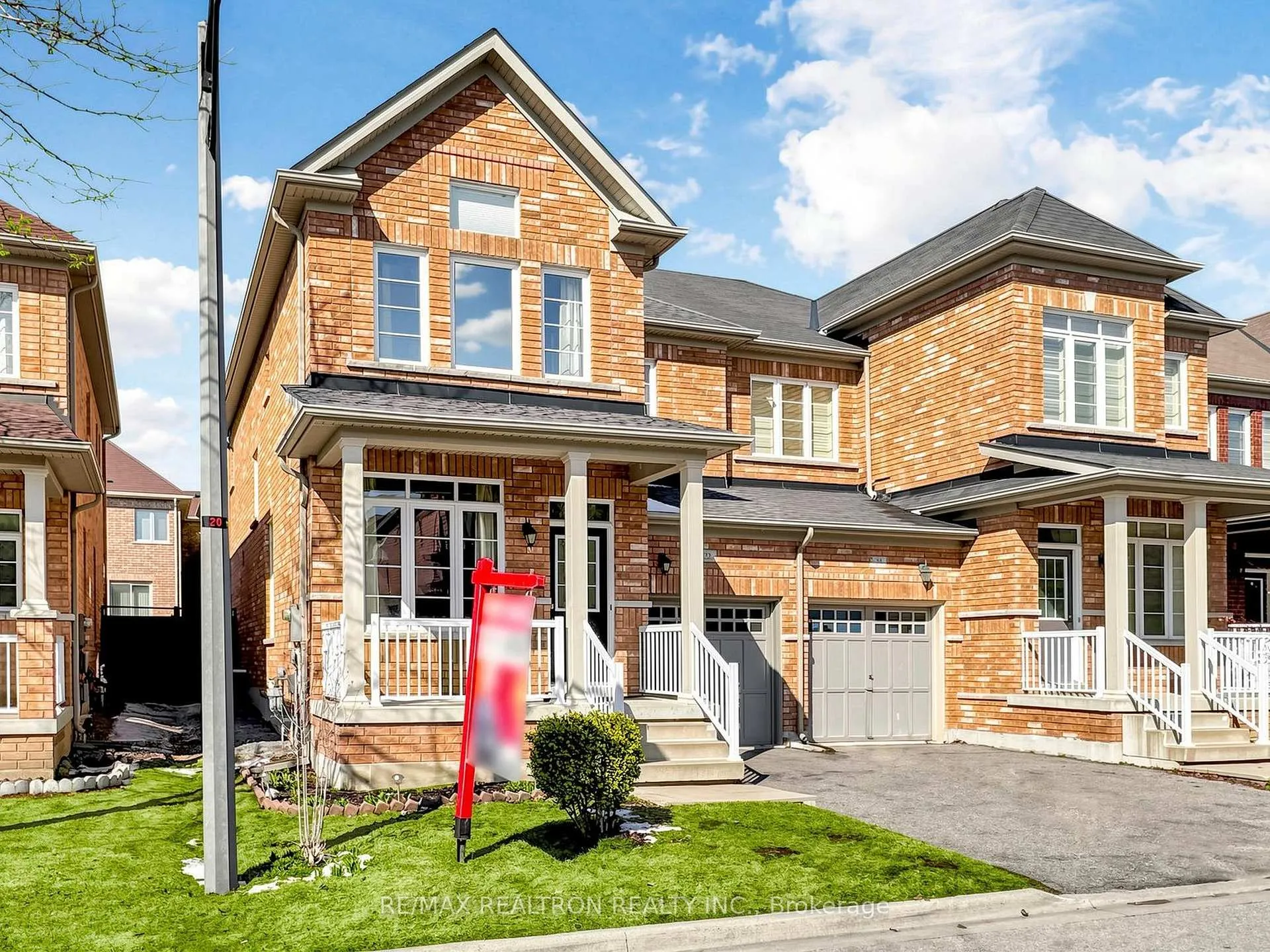 Photo 5 of 22 Prebble Drive, Markham, Wismer — HOMEH
