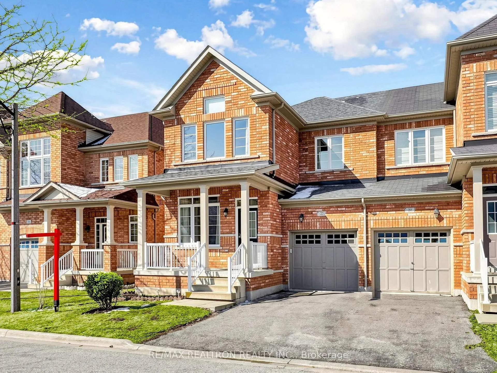 Photo 6 of 22 Prebble Drive, Markham, Wismer — HOMEH