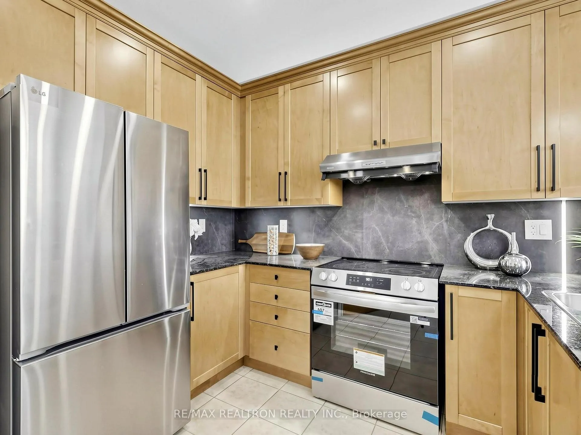 Photo 20 of 22 Prebble Drive, Markham, Wismer — HOMEH