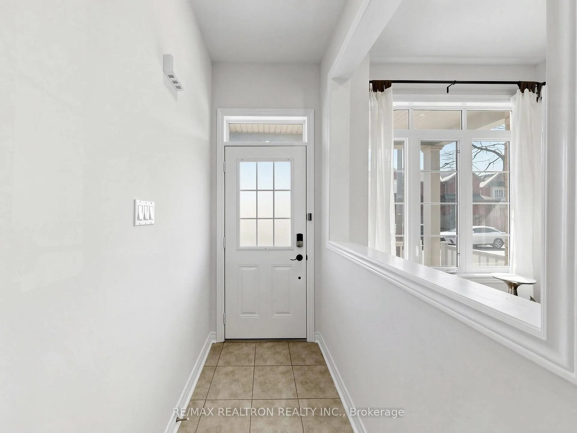 Photo 24 of 22 Prebble Drive, Markham, Wismer — HOMEH
