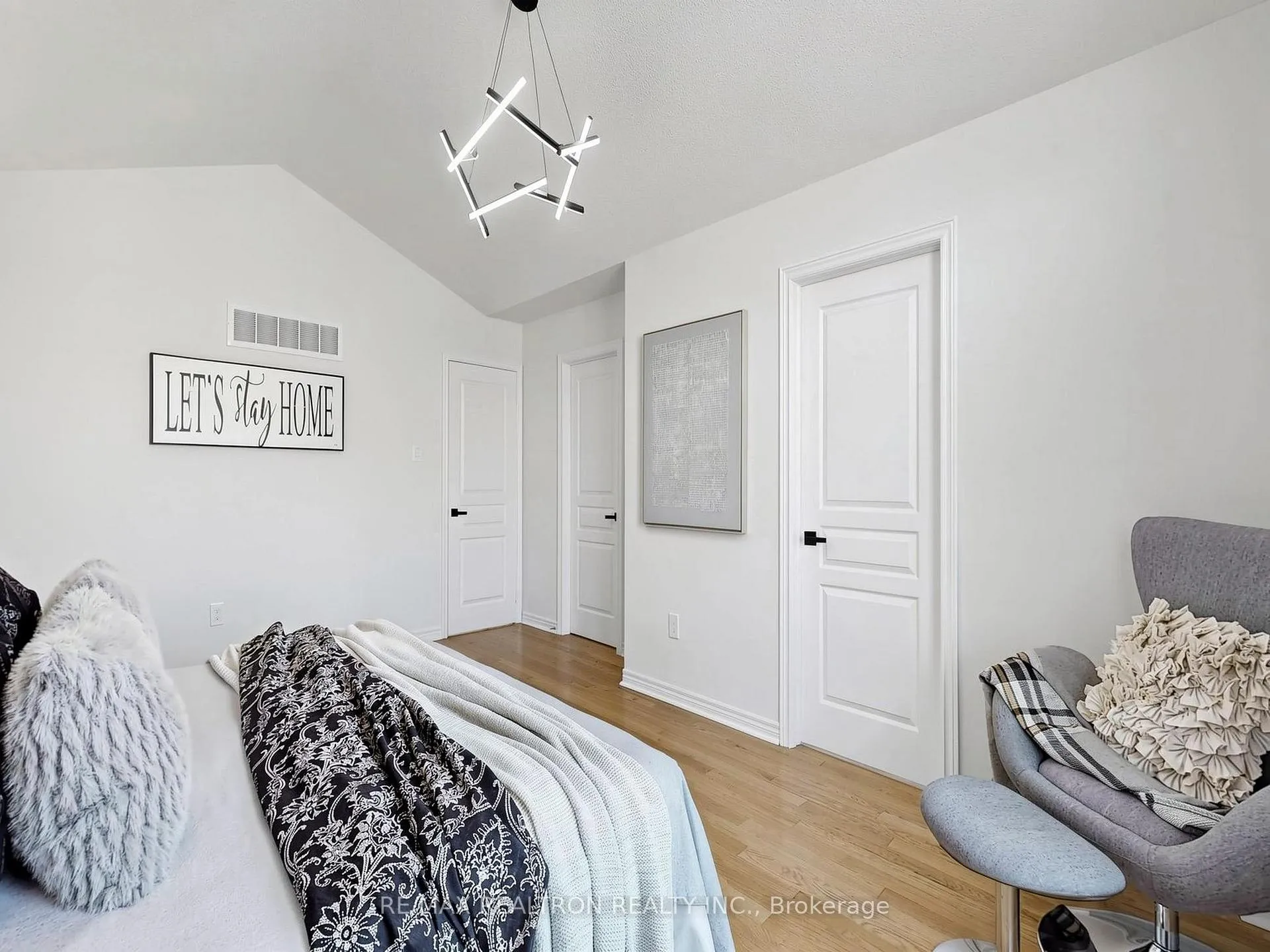 Photo 31 of 22 Prebble Drive, Markham, Wismer — HOMEH