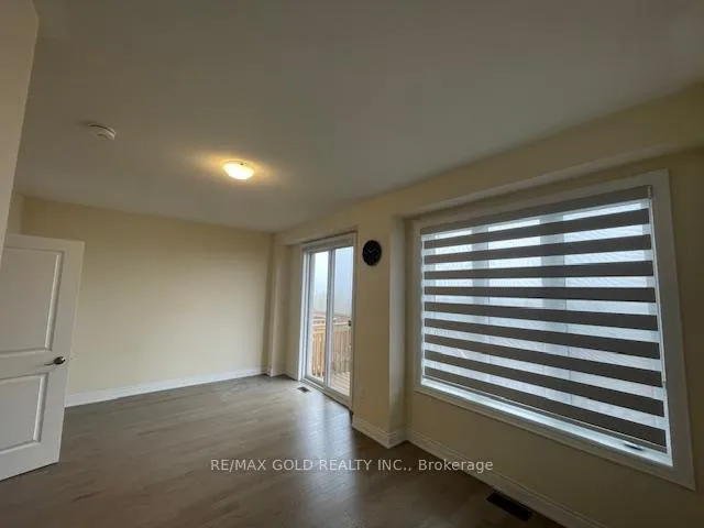 Photo 9 of Unit Main Floor Plus Basement, 48 Andress Way, Markham, Cedarwood — HOMEH
