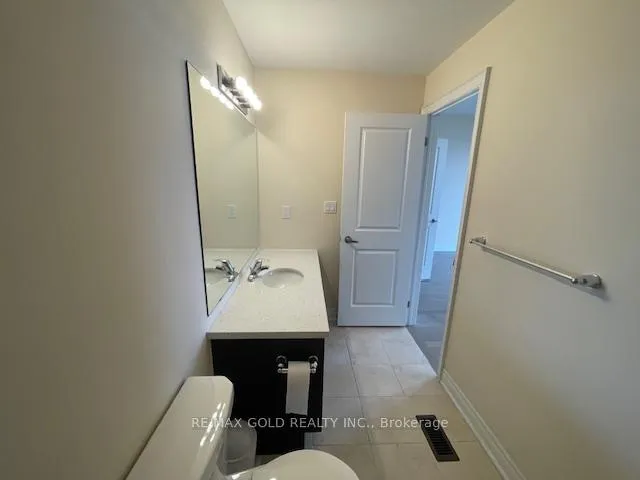Photo 12 of Unit Main Floor Plus Basement, 48 Andress Way, Markham, Cedarwood — HOMEH