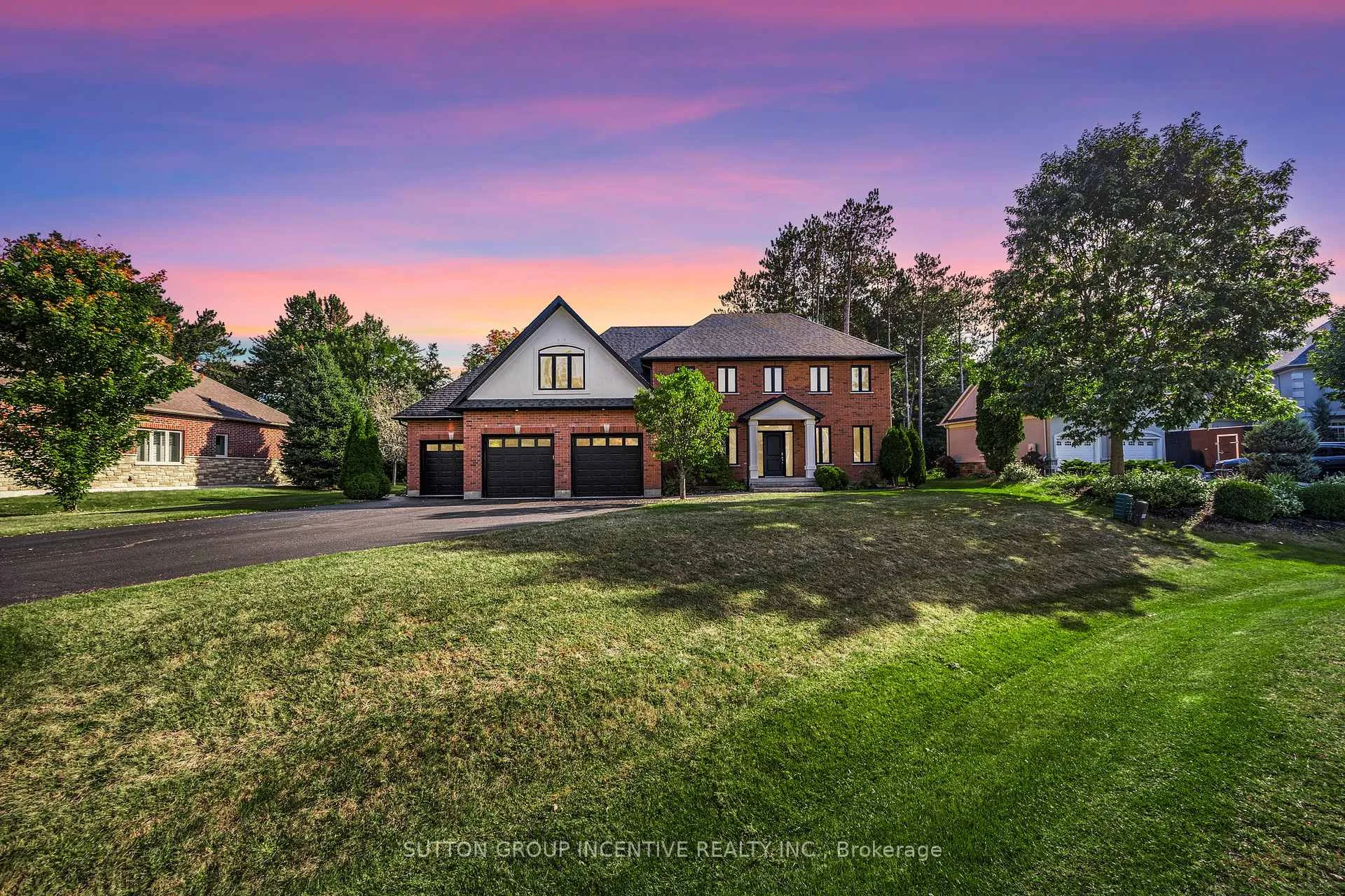 Photo 1 of 38 Lilac Lane, Springwater, Midhurst — HOMEH