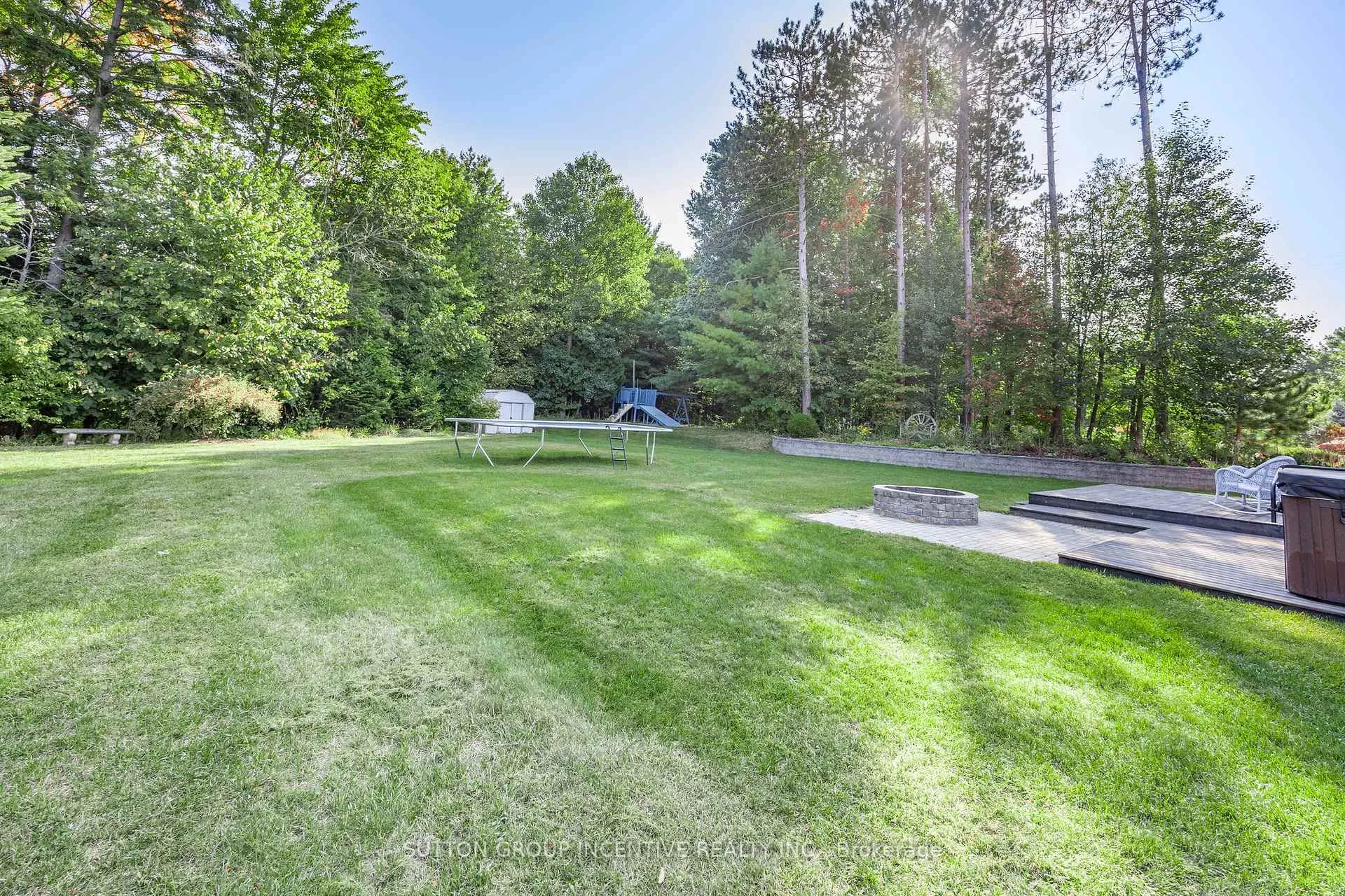 Photo 5 of 38 Lilac Lane, Springwater, Midhurst — HOMEH