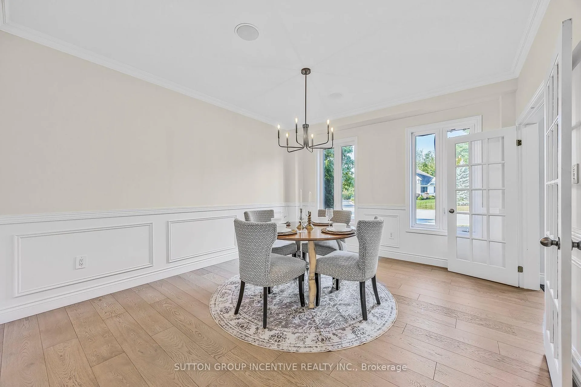 Photo 10 of 38 Lilac Lane, Springwater, Midhurst — HOMEH
