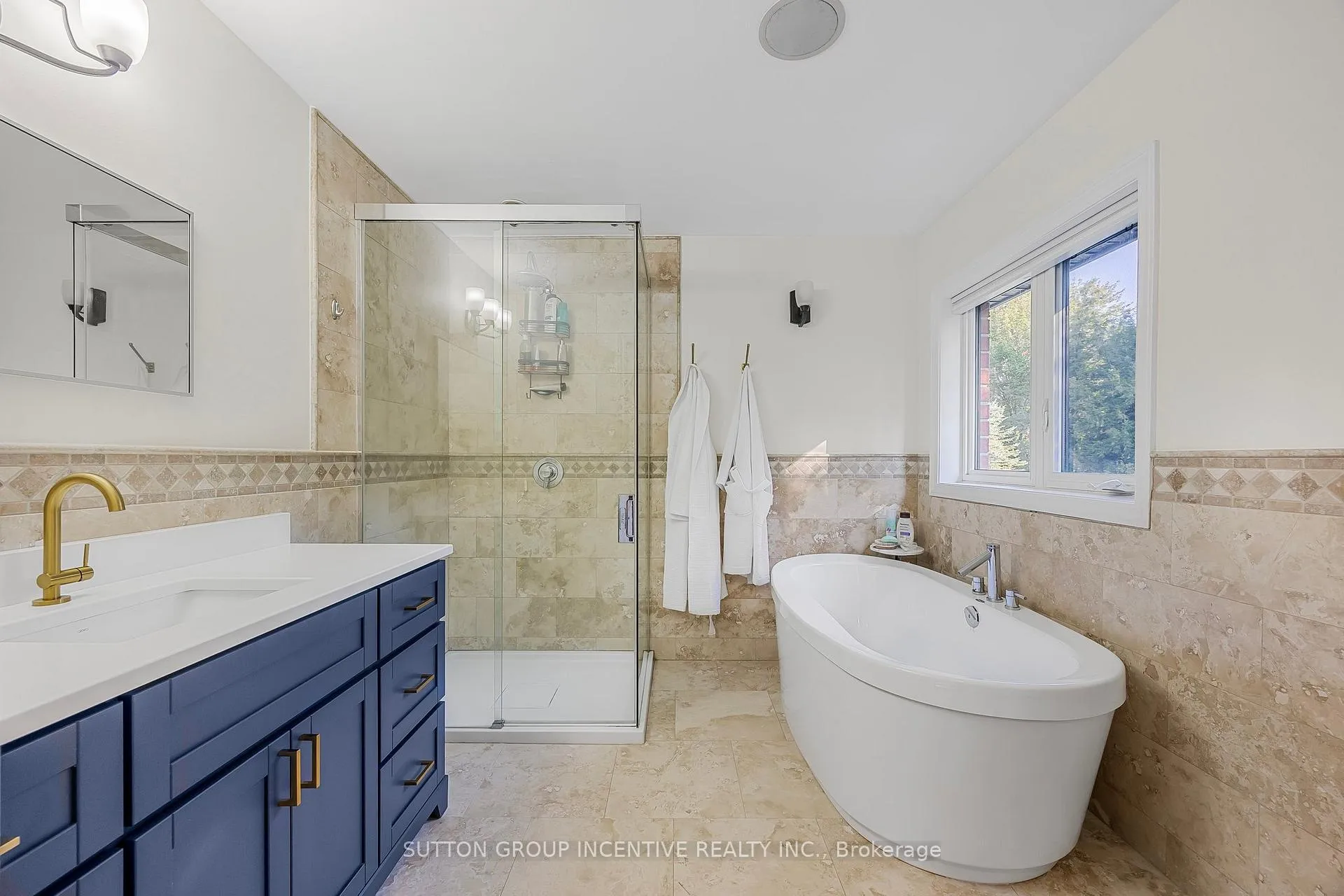 Photo 28 of 38 Lilac Lane, Springwater, Midhurst — HOMEH