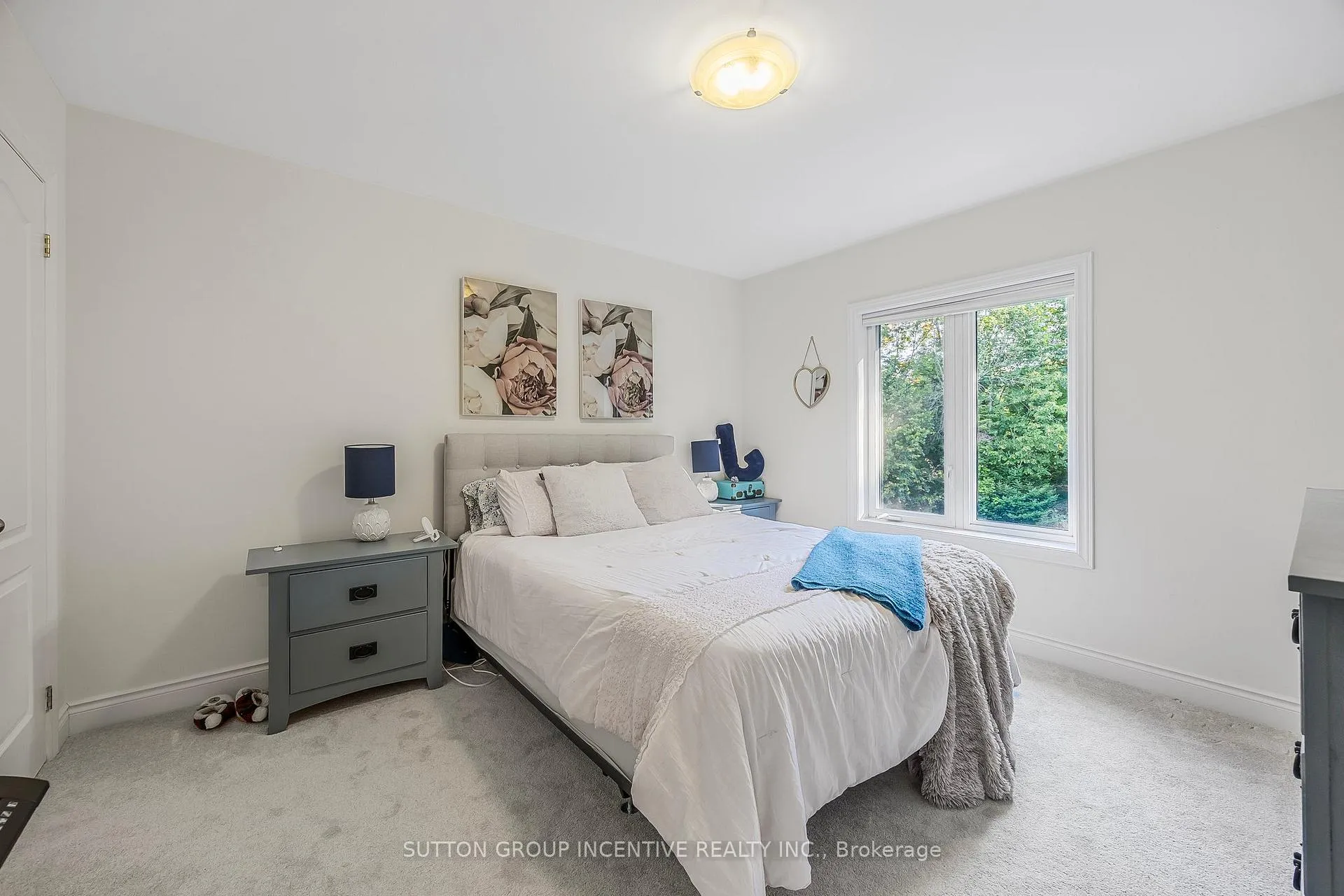 Photo 29 of 38 Lilac Lane, Springwater, Midhurst — HOMEH