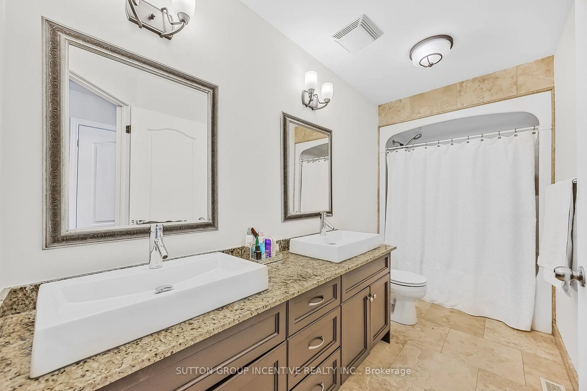 Photo 31 of 38 Lilac Lane, Springwater, Midhurst — HOMEH