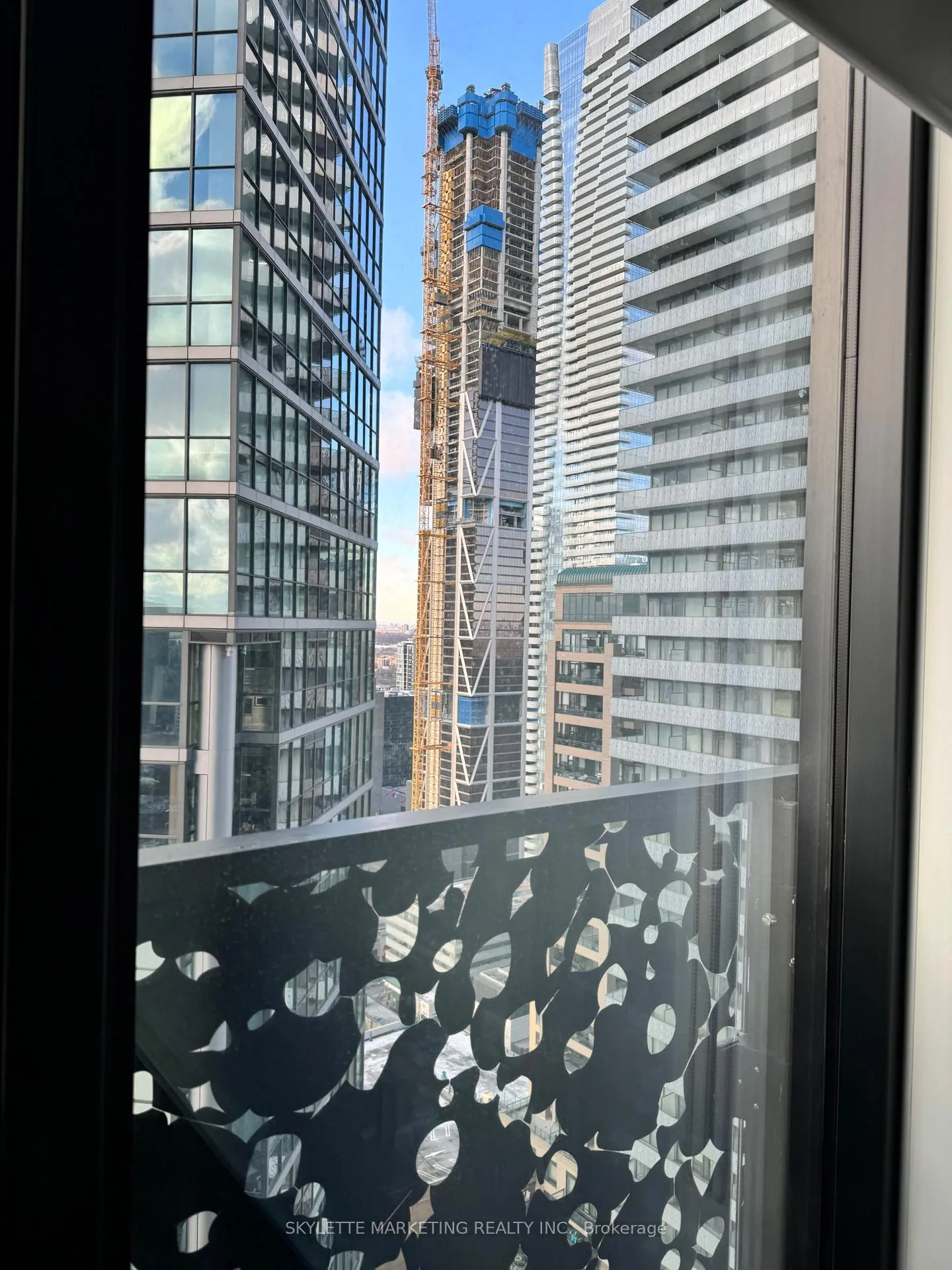 Photo 8 of Unit 3308, 55 Charles Street, Toronto, Church-Yonge Corridor — HOMEH