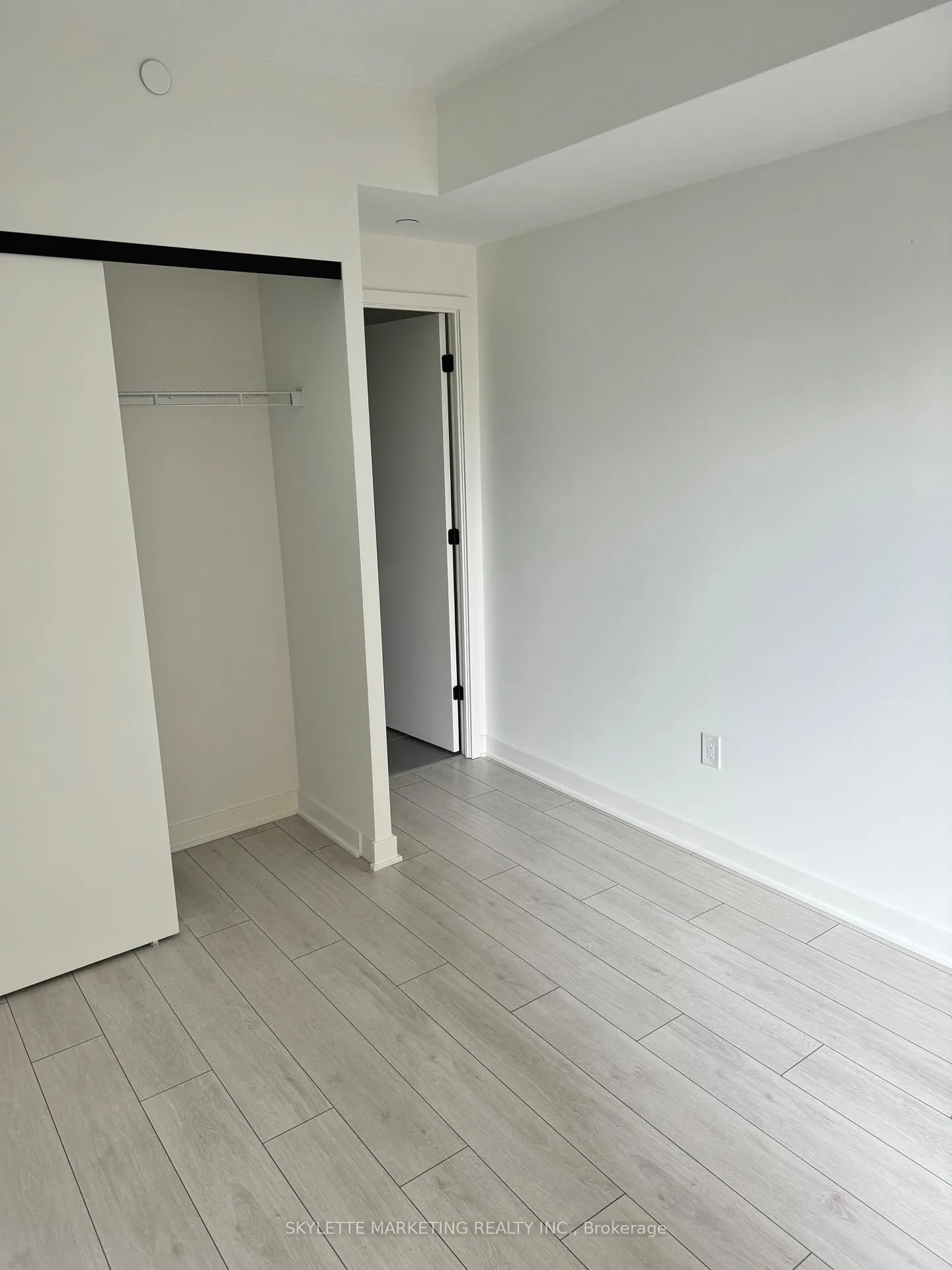 Photo 9 of Unit 3308, 55 Charles Street, Toronto, Church-Yonge Corridor — HOMEH
