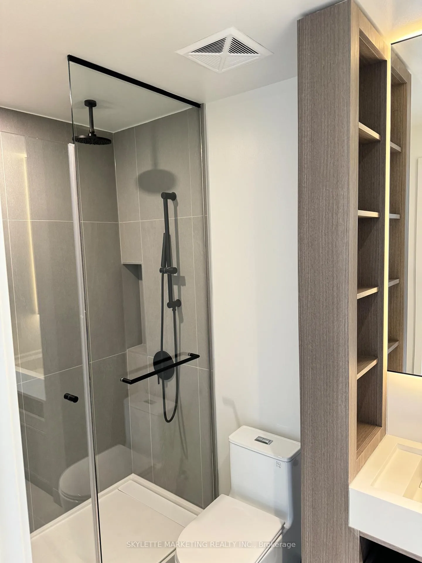 Photo 10 of Unit 3308, 55 Charles Street, Toronto, Church-Yonge Corridor — HOMEH