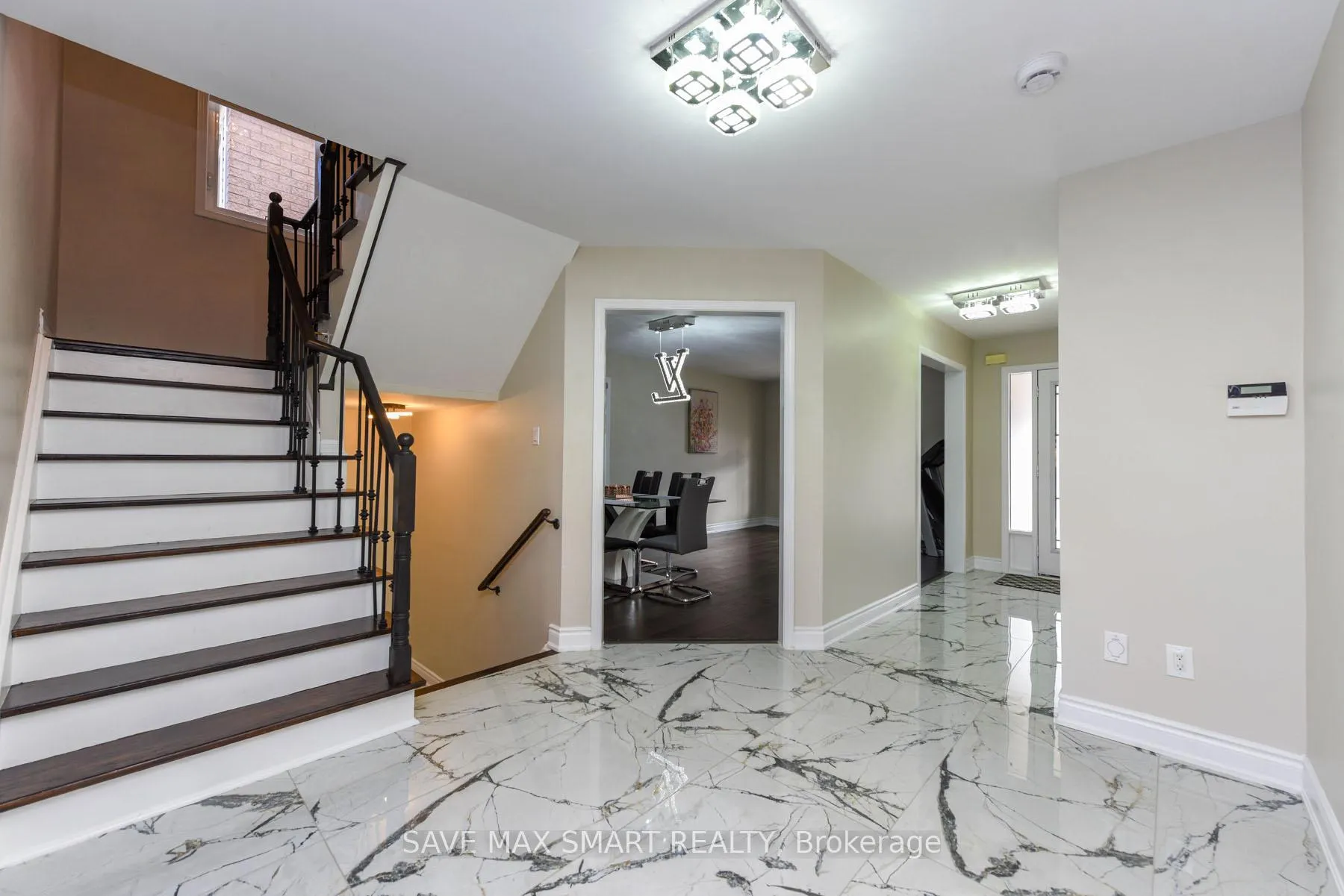 Photo 3 of 54 Beresford Crescent, Brampton, Bram East — HOMEH