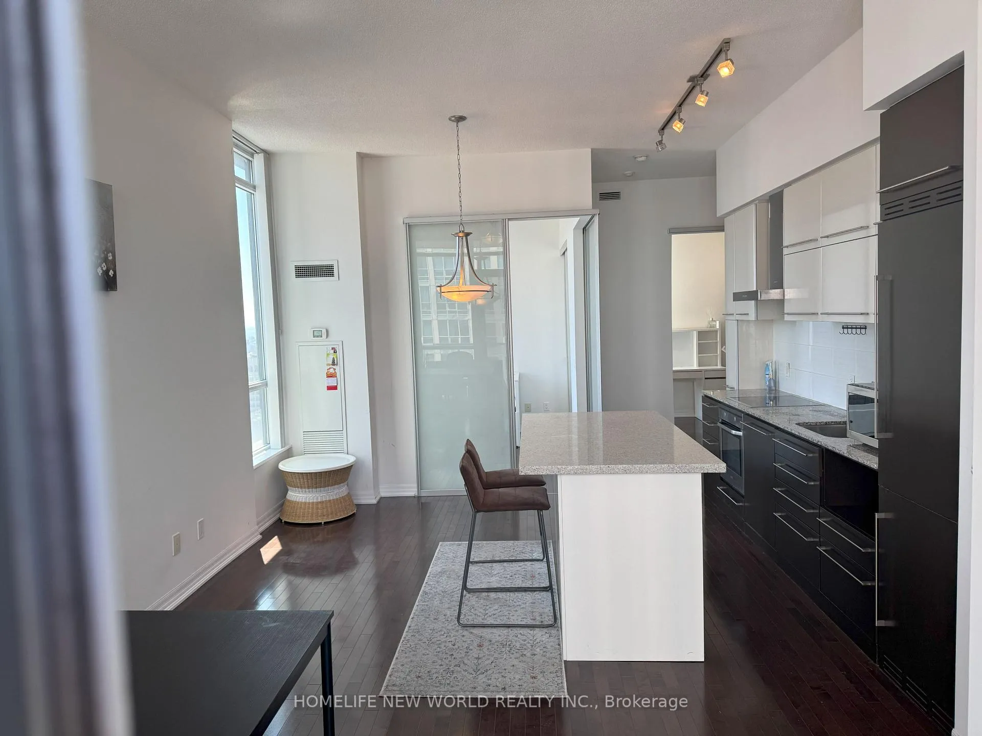 Photo 5 of Unit Ph206, 770 Bay Street, Toronto, Church-Yonge Corridor — HOMEH