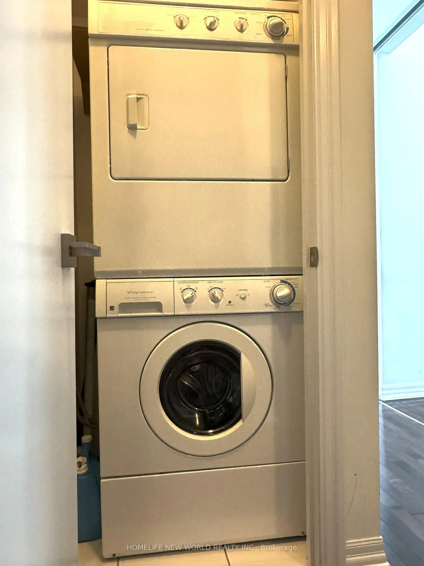 Photo 28 of Unit Ph206, 770 Bay Street, Toronto, Church-Yonge Corridor — HOMEH