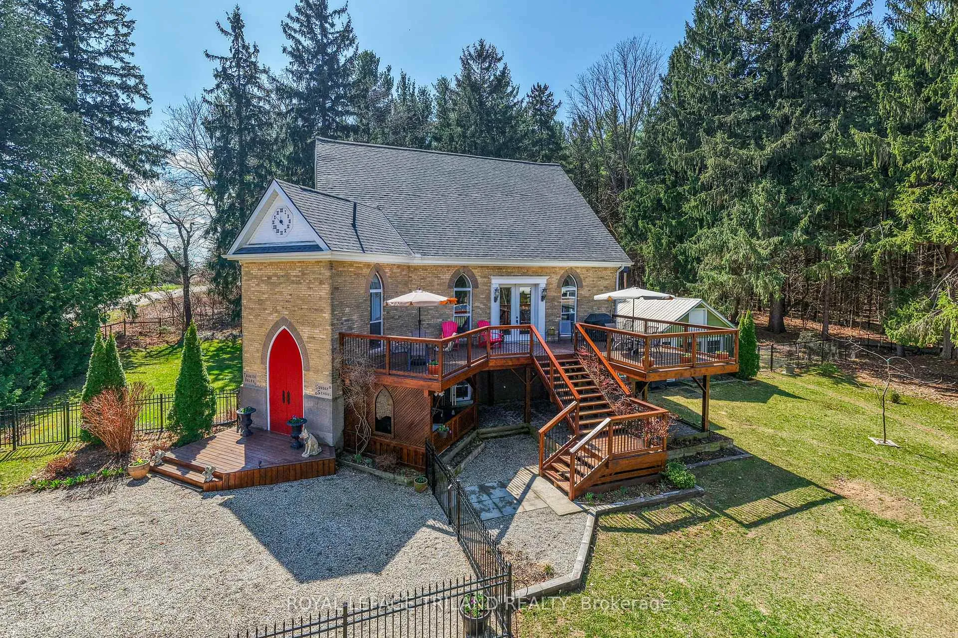Photo 3 of 32135 Sylvan Road, North Middlesex, Sylvan — HOMEH