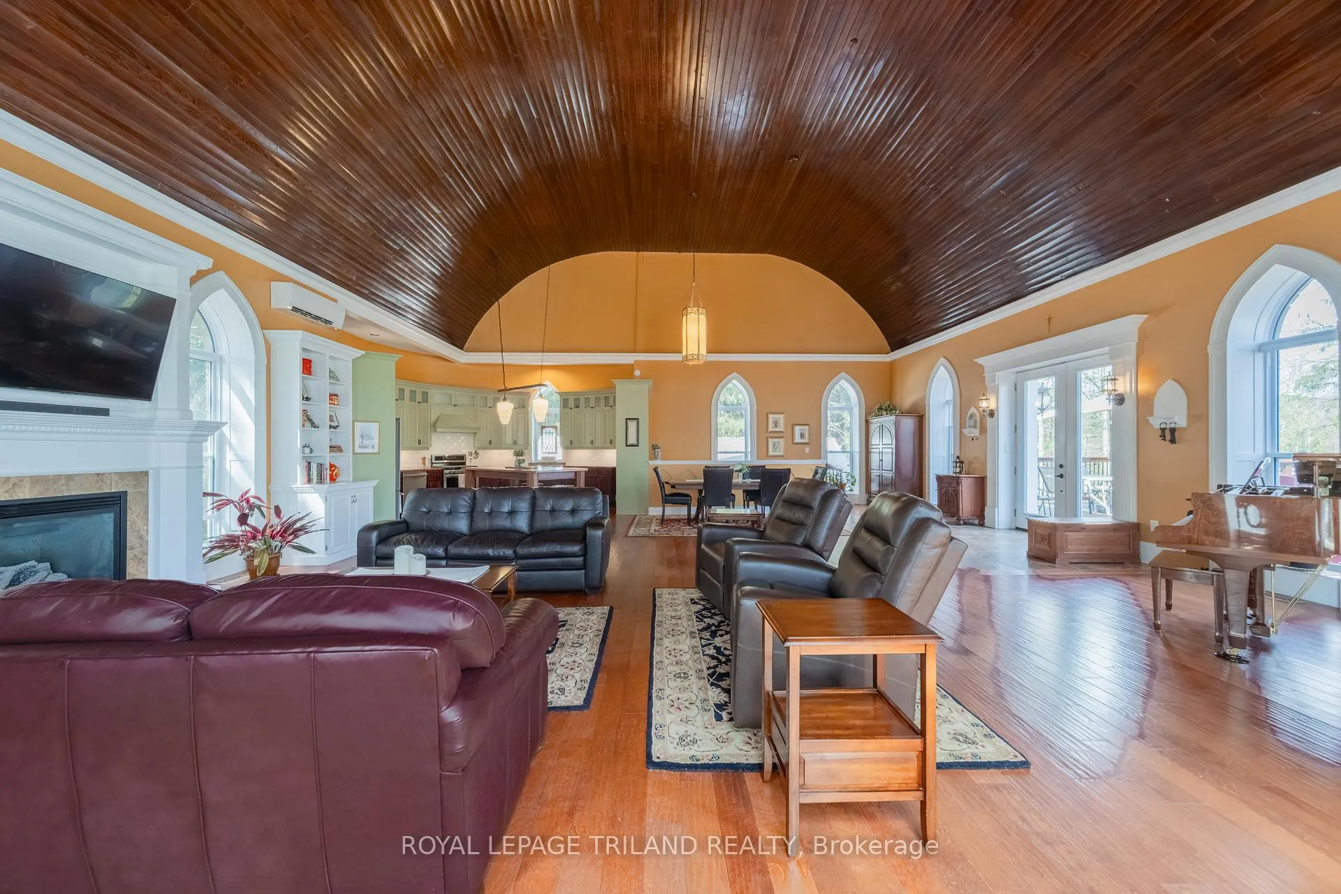 Photo 13 of 32135 Sylvan Road, North Middlesex, Sylvan — HOMEH